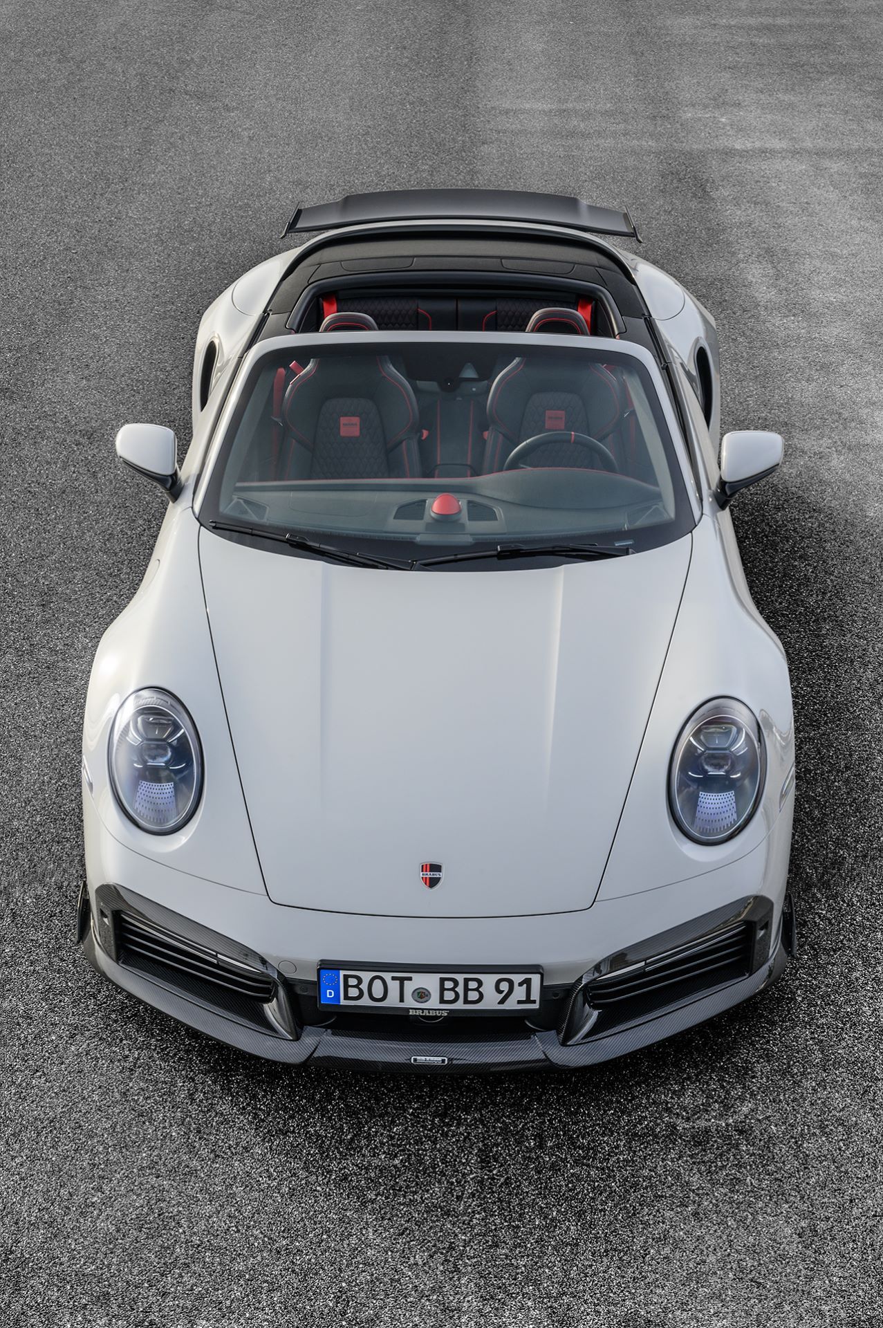 BRABUS-820-based-on-911-Turbo-S-Cabriolet-Outdoor-30