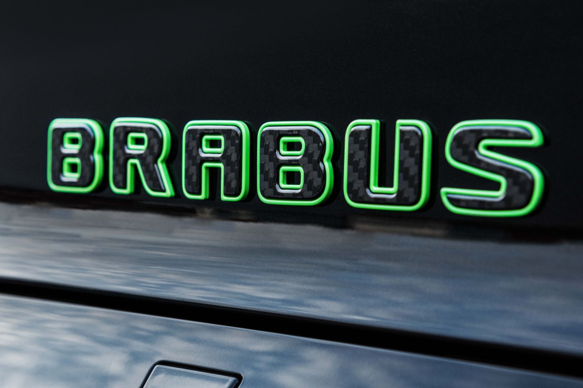 Brabus_For-Porsche-Taycan-Turbo-S-Outdoor-17