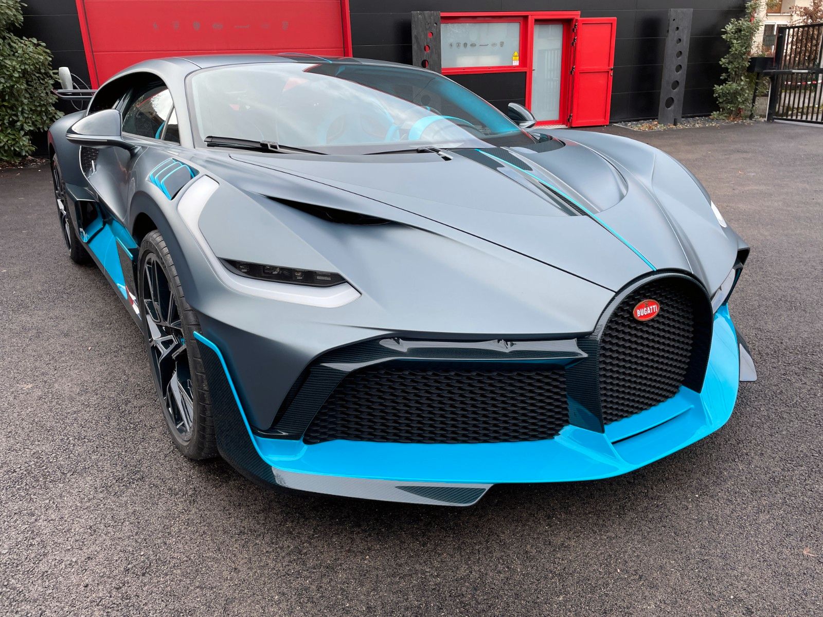 Bugatti-Divo-for-sale-1
