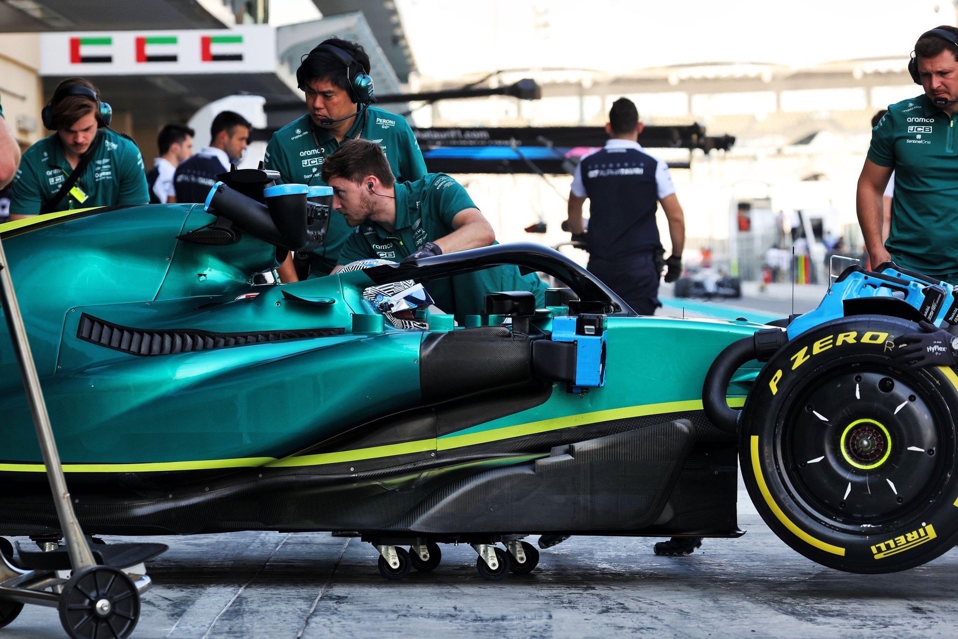 Alonso_Aston_Martin_F1_debut5