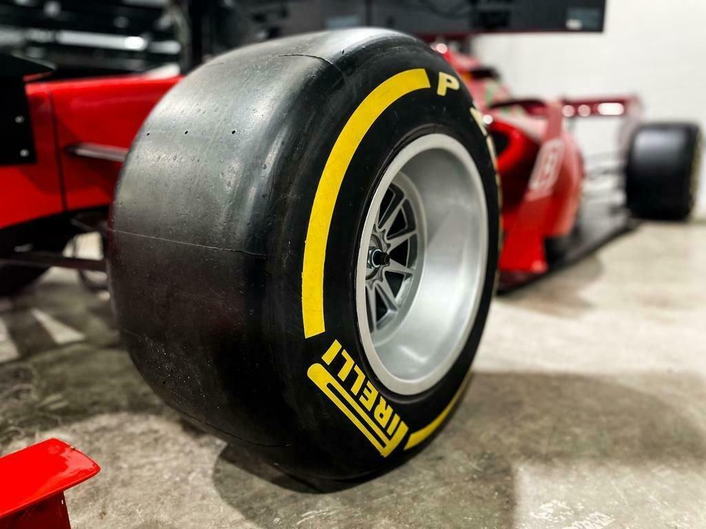 Ferrari-F8-Formula-1-Racing-Simulator-9