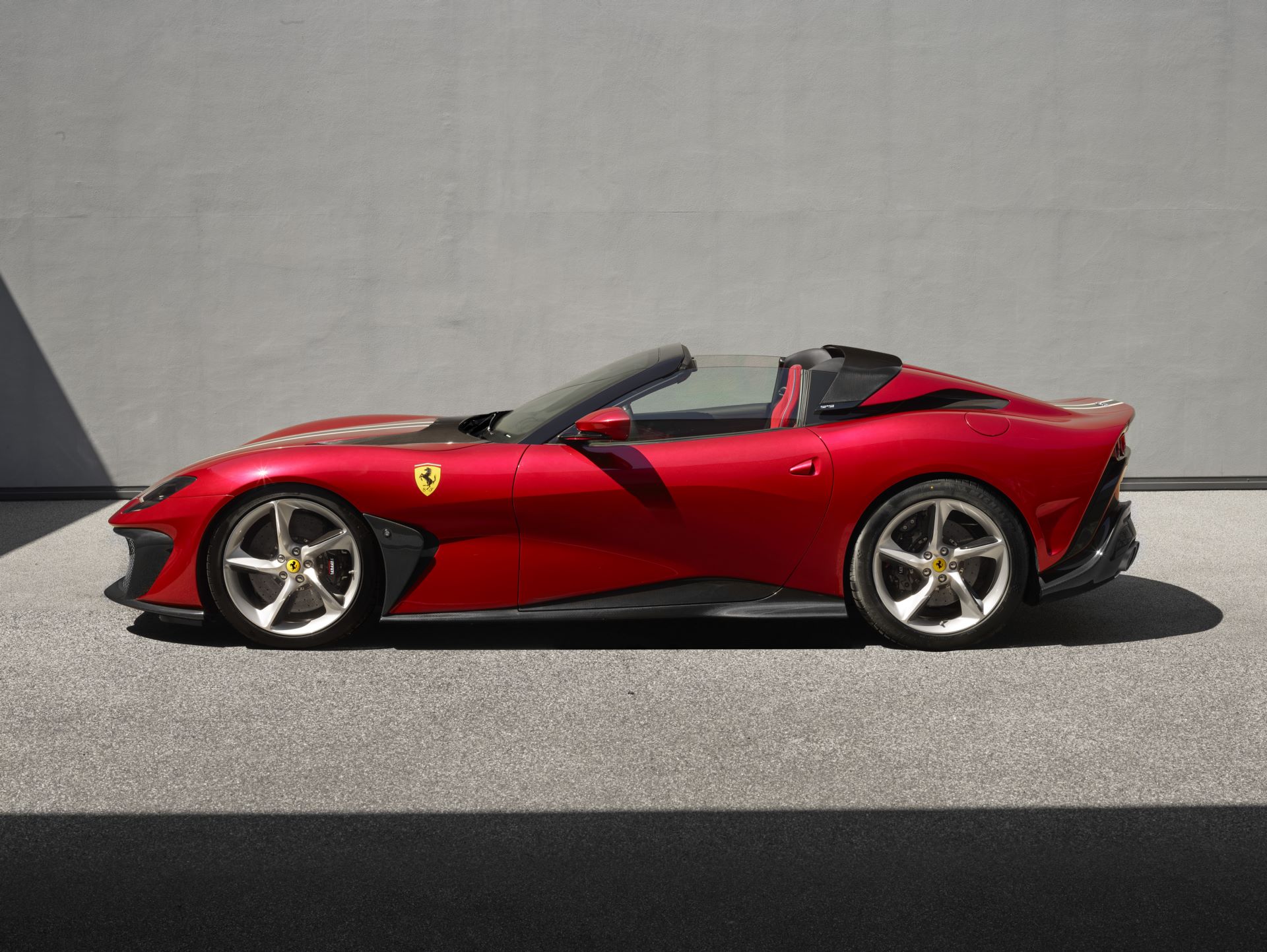Ferrari-SP51-6