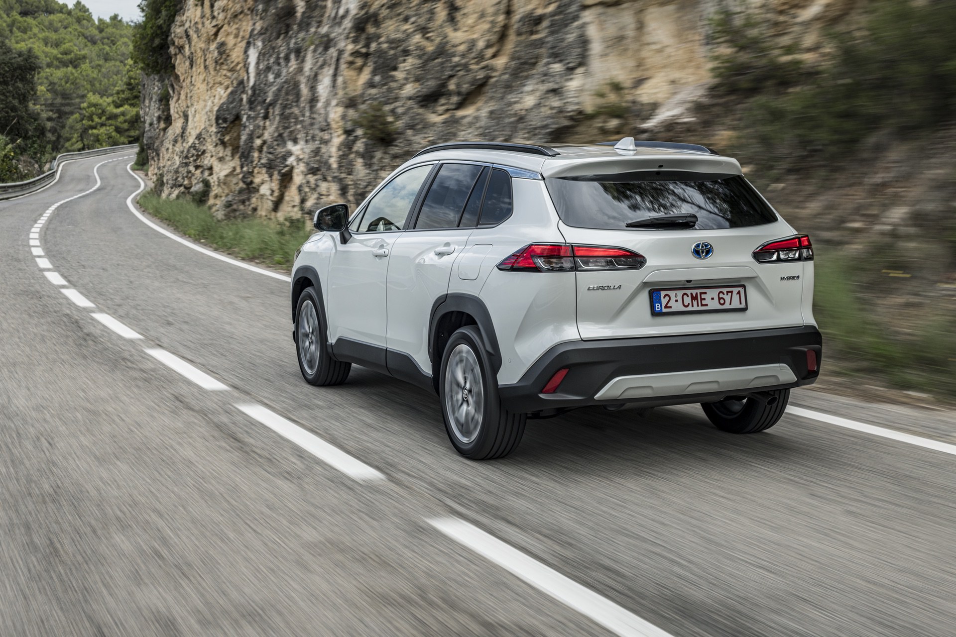 First_Drive_Toyota_Corolla_Cross-15