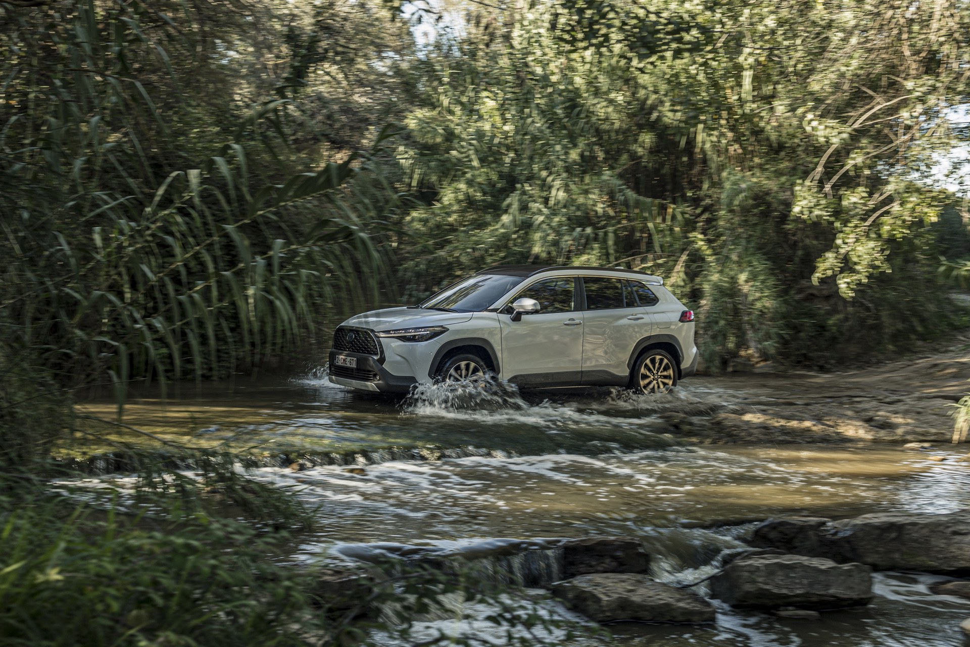 First_Drive_Toyota_Corolla_Cross-37