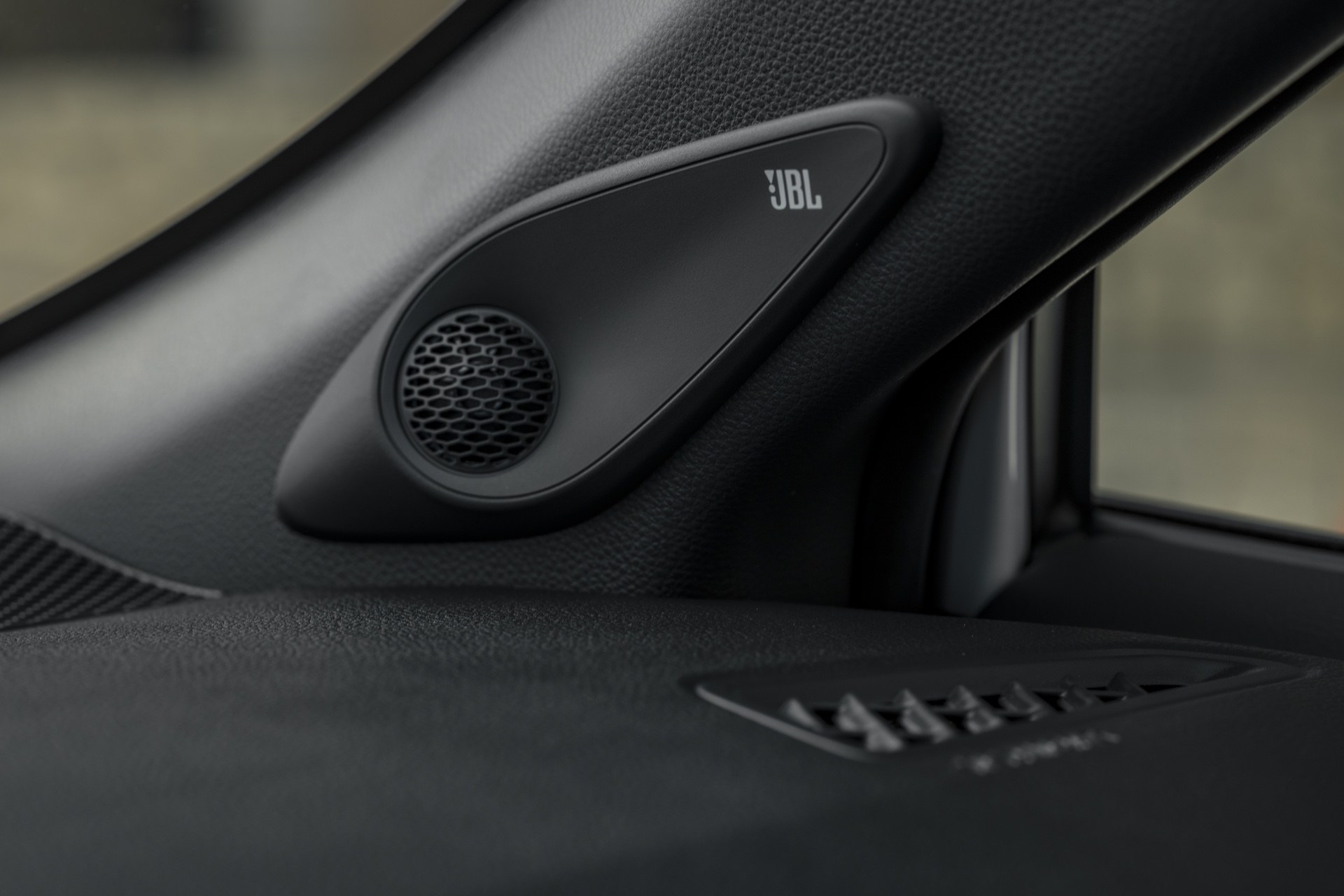 First_Drive_Toyota_Corolla_Cross-45