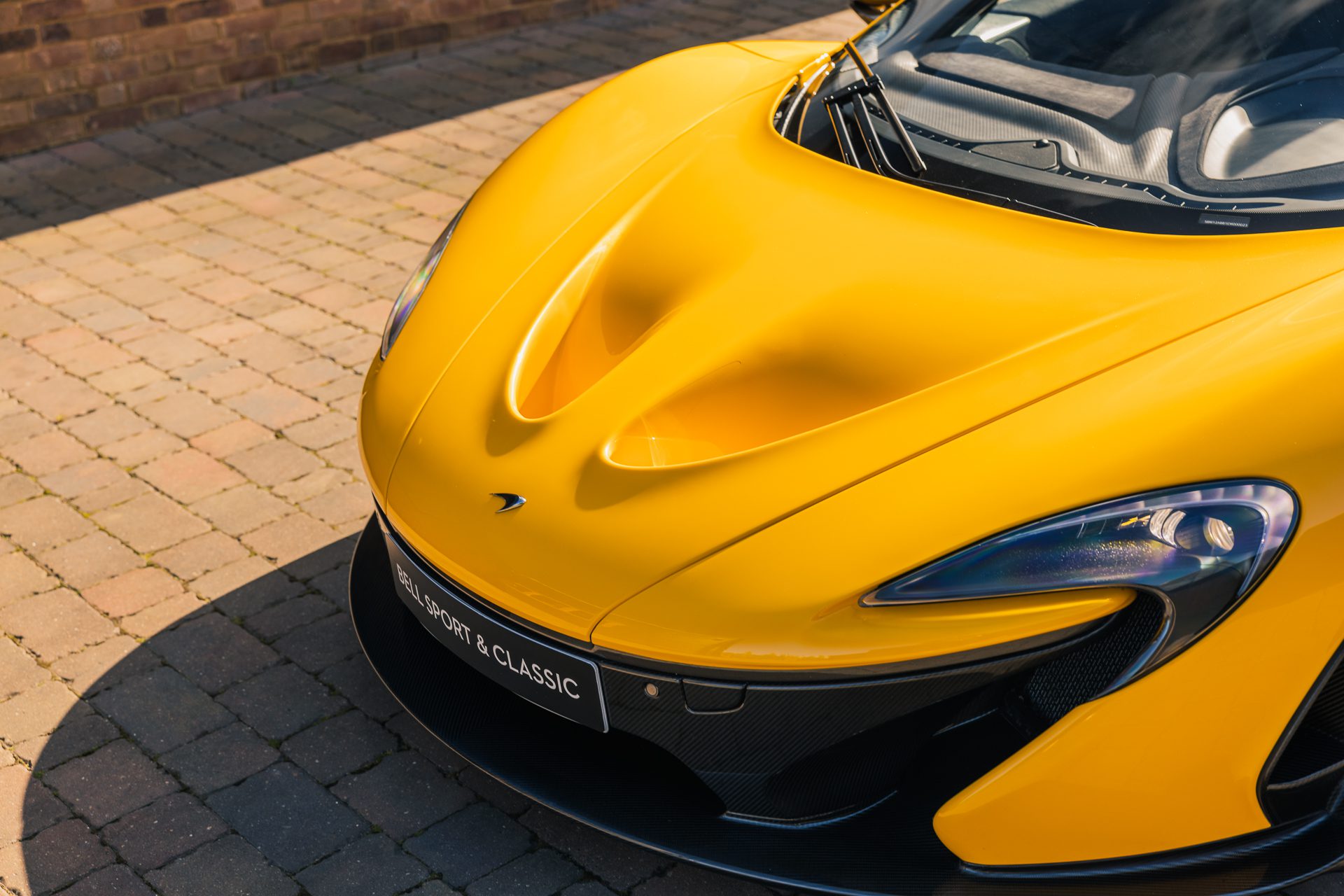 First-McLaren-P1-for-sale-36
