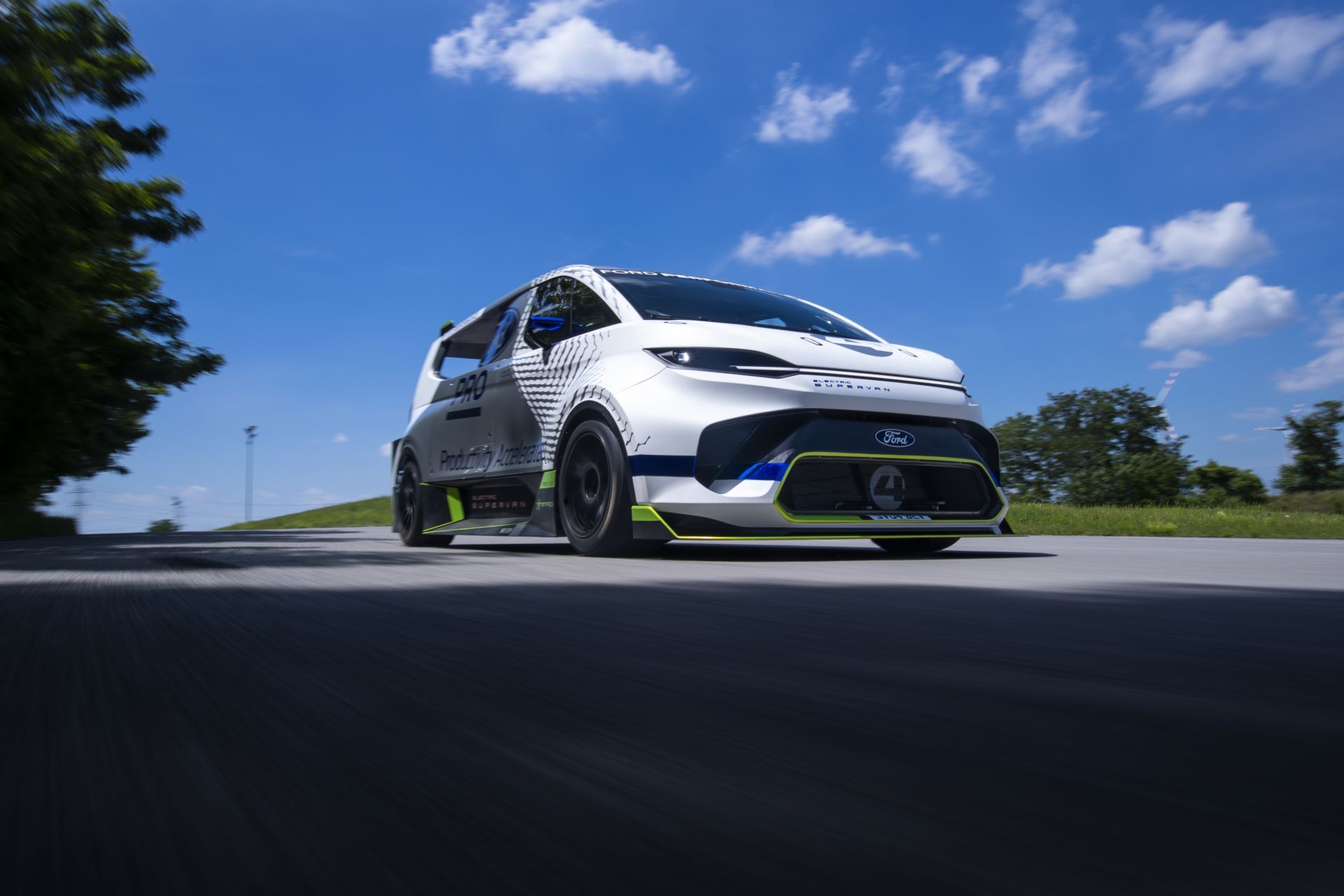 Here’s How to Accelerate a Business: 2,000 PS, Wild-Styled Ford Pro Electric SuperVan Packs a High-Voltage Punch