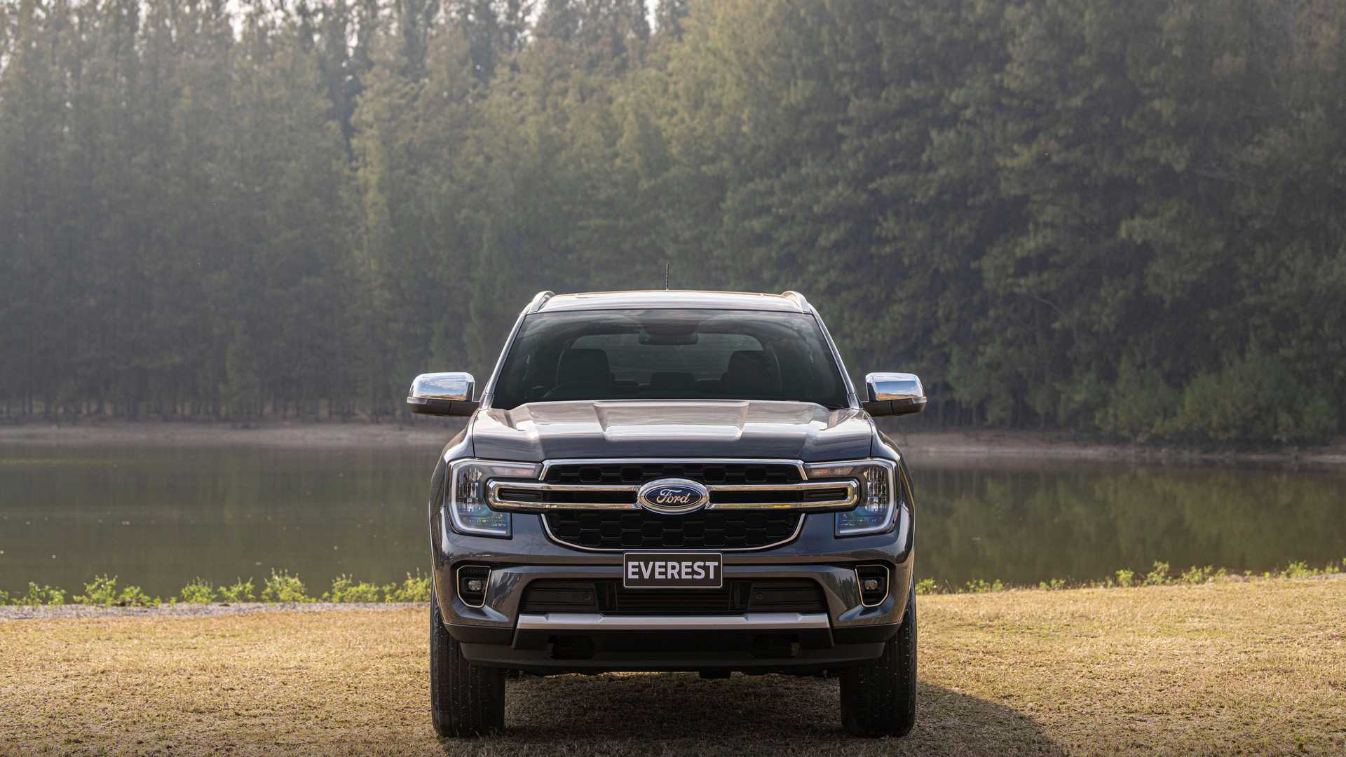 Ford-Everest-2023-65
