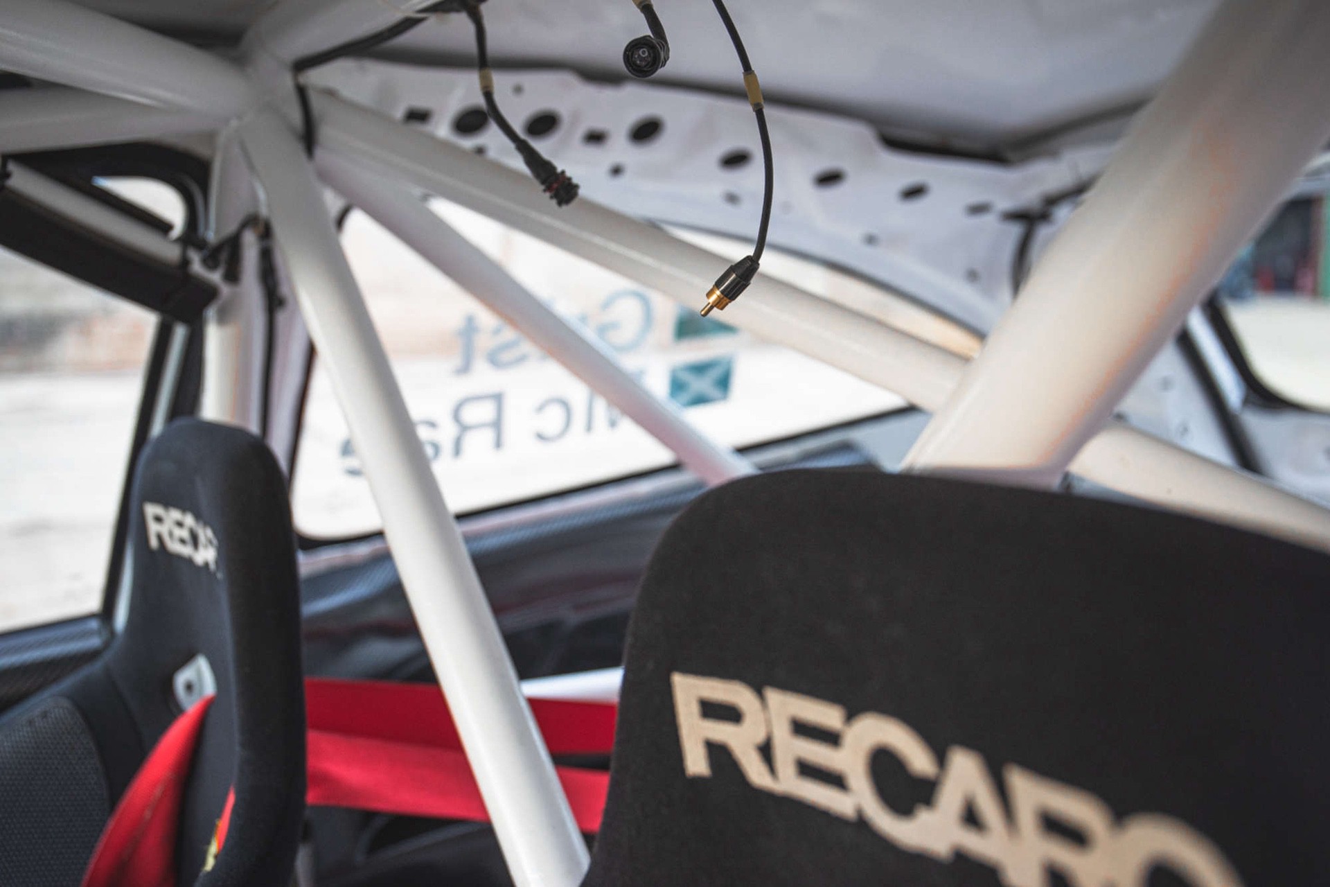 2001_Ford_Focus_WRC_Colin_McRae_sale-0015