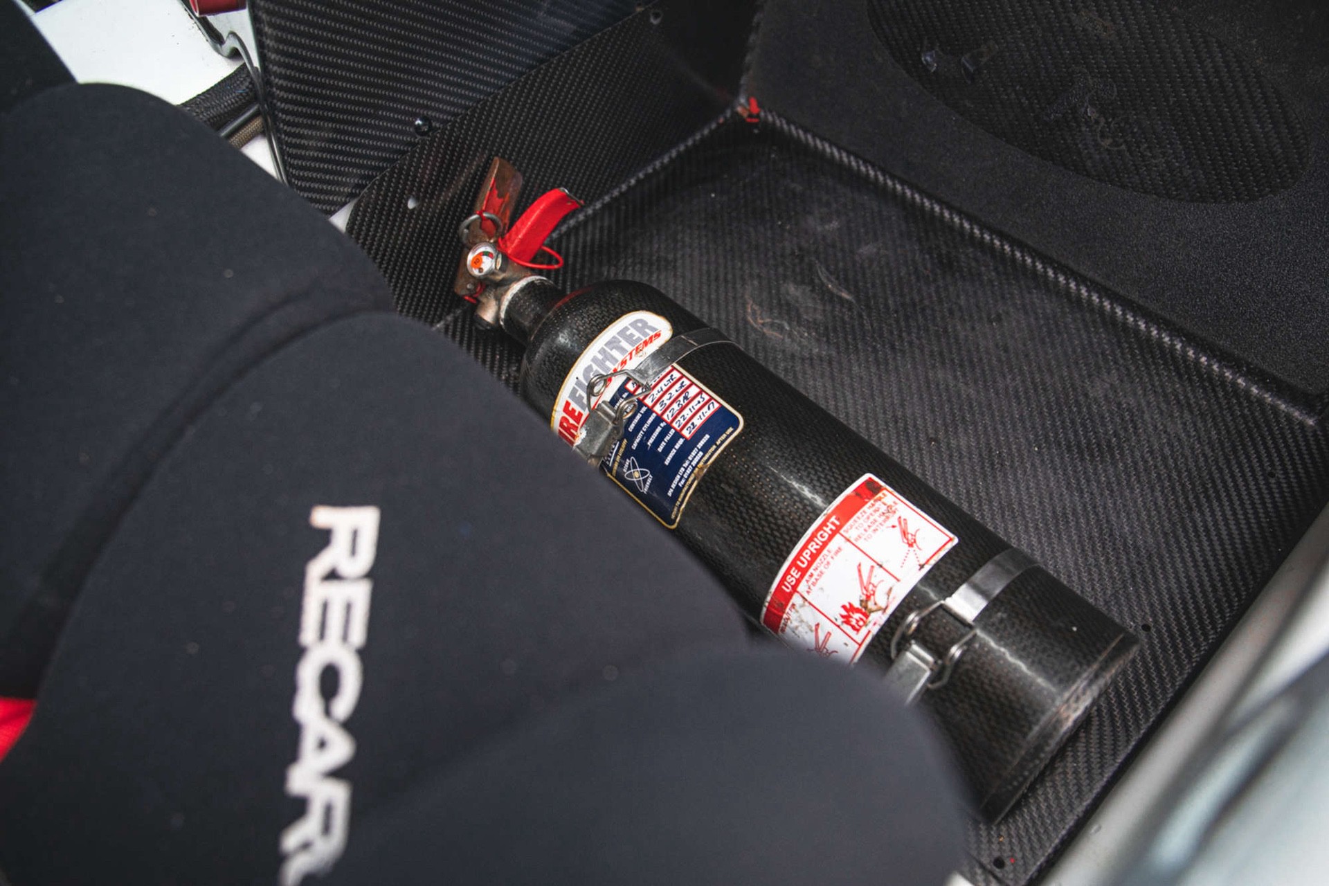 2001_Ford_Focus_WRC_Colin_McRae_sale-0035