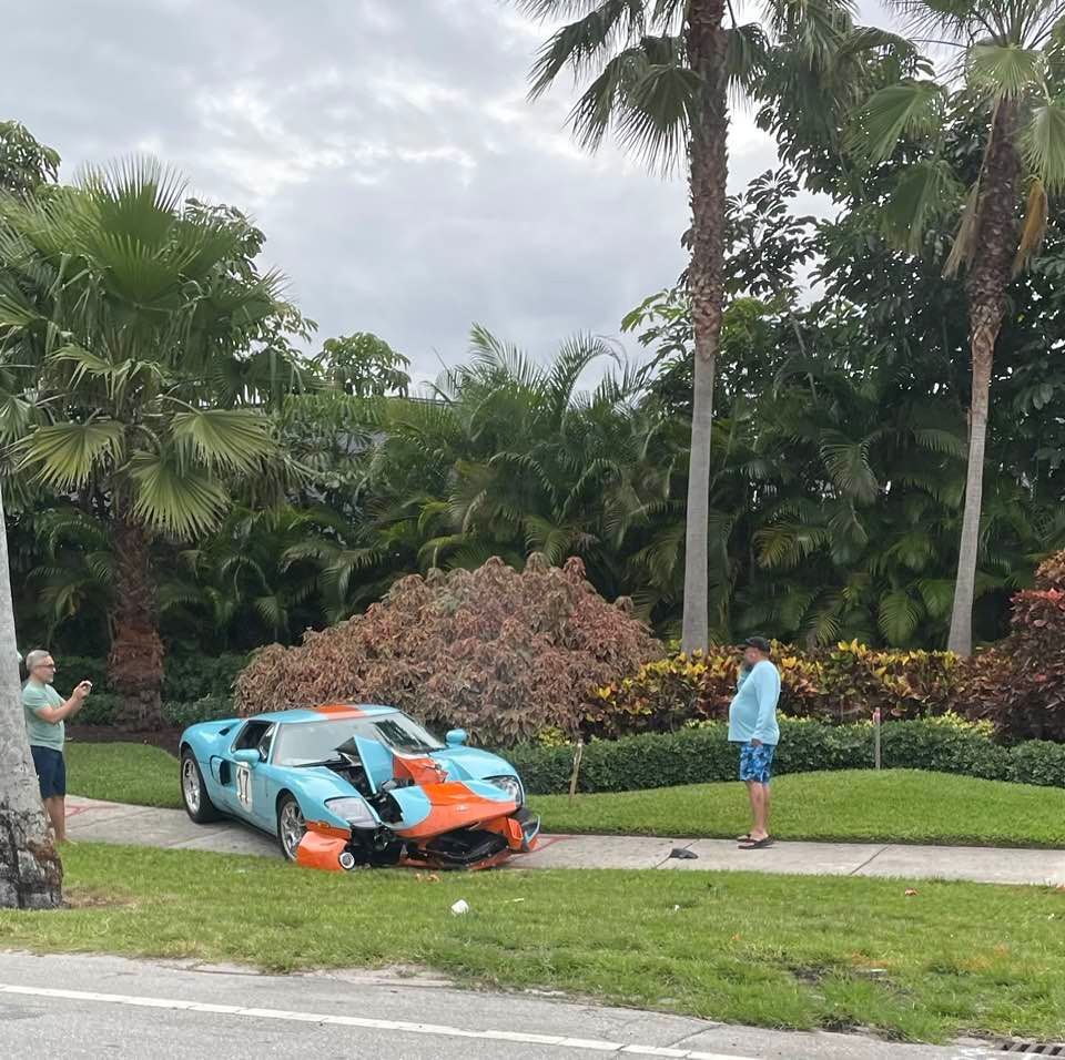 Ford_GT_Heritage_crash-1