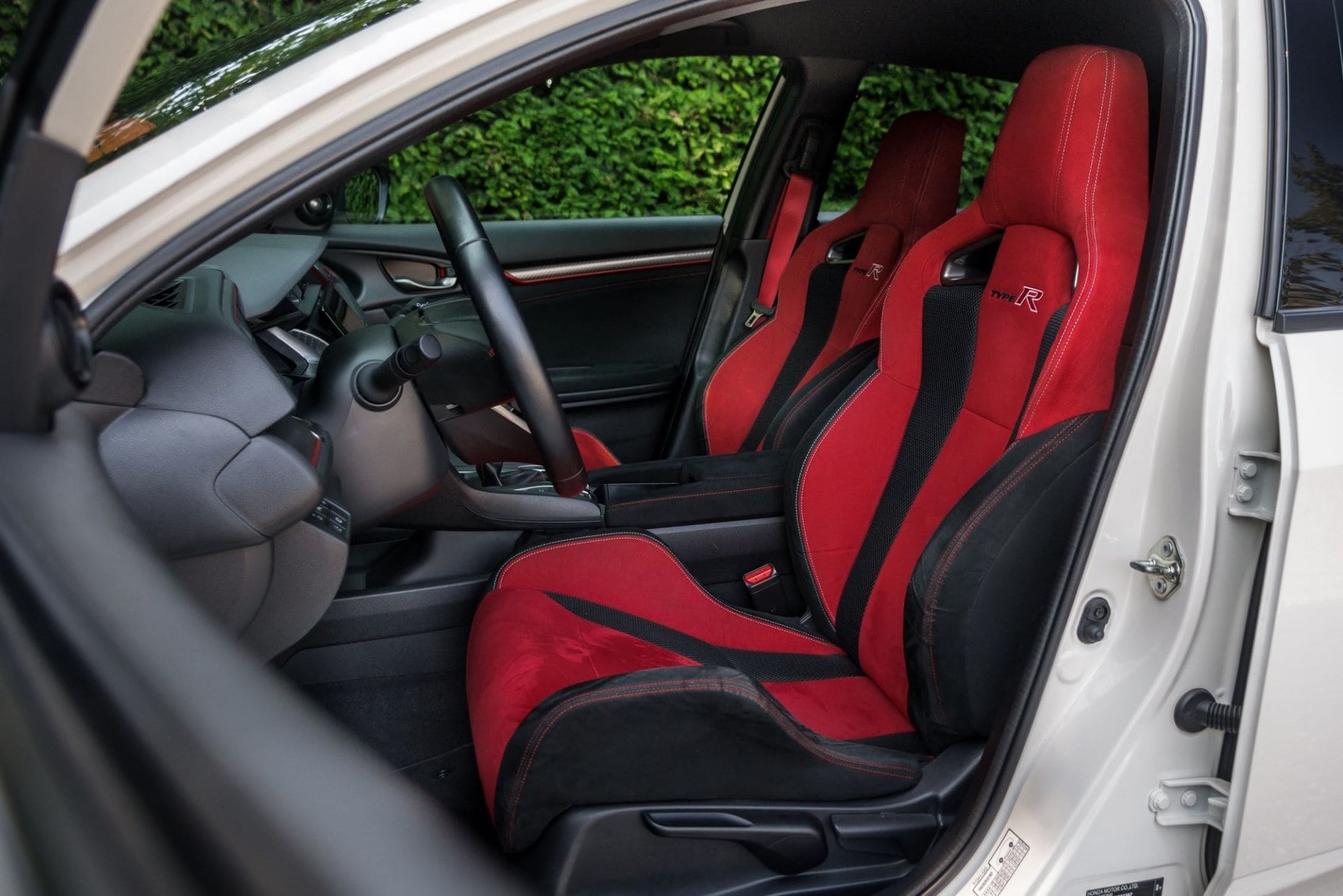 Honda-Civic-Type-R-Max-Verstappen-for-sale-35