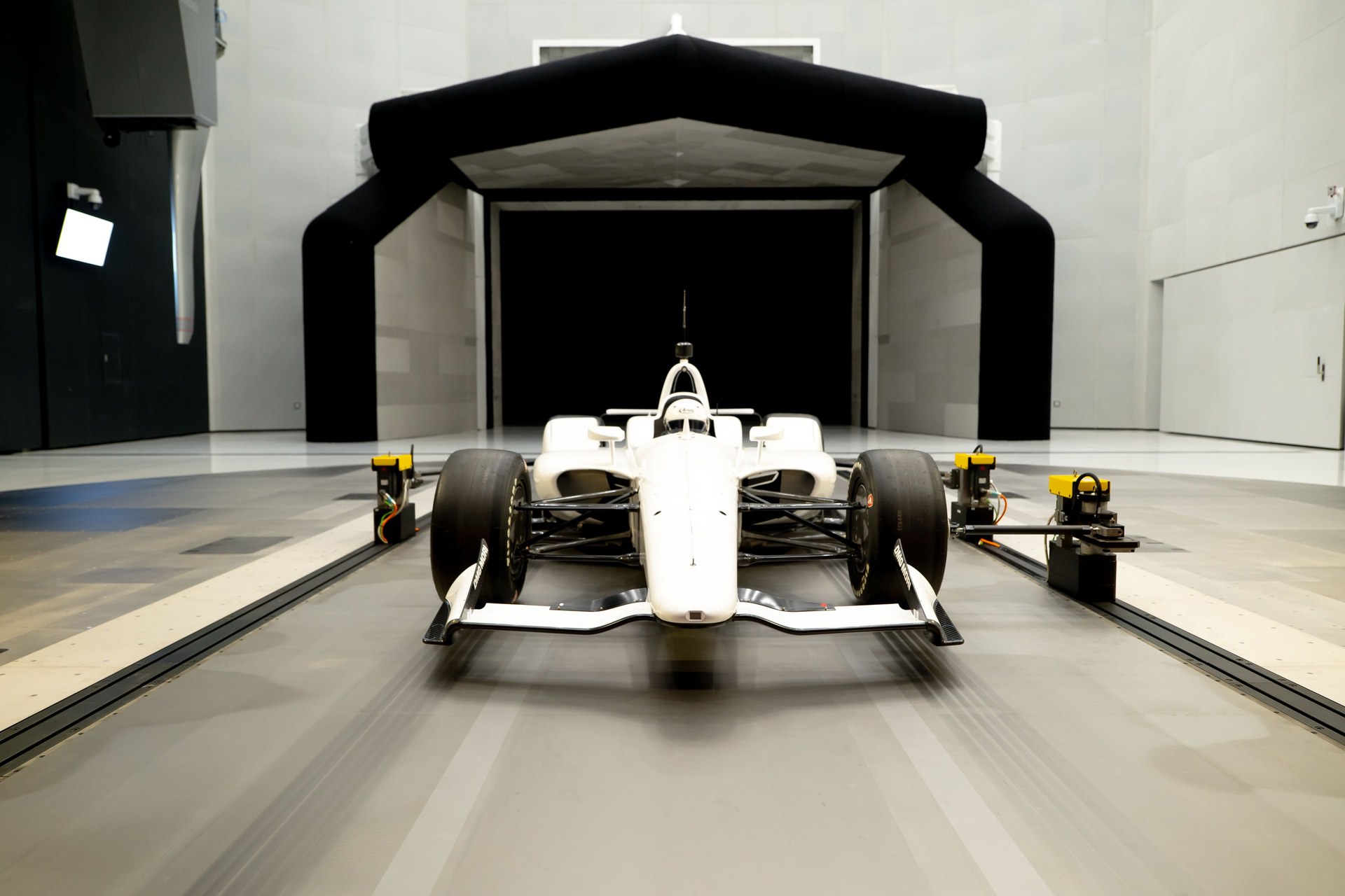 IndyCar-Aerodynamics-Testing-Front