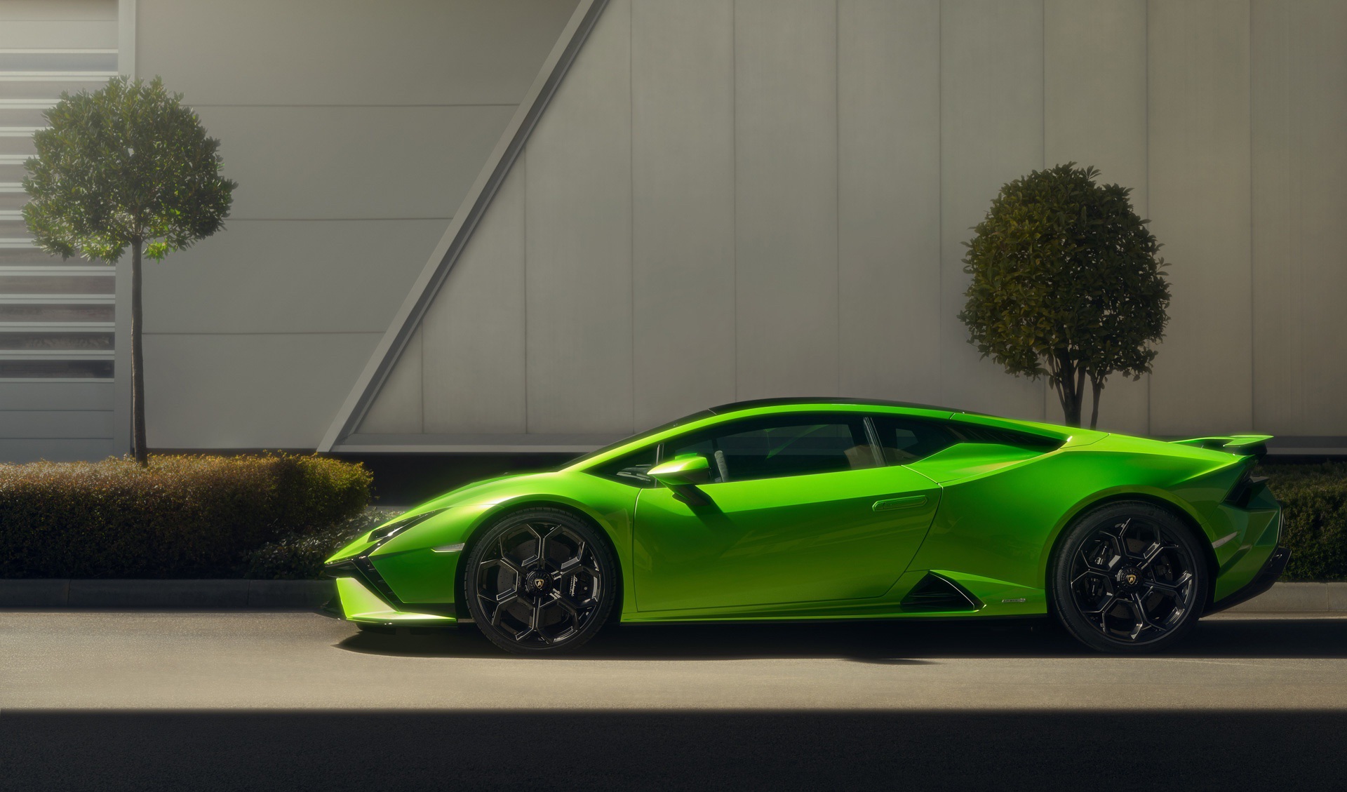 Lamborghini_Huracan_Tecnica-1