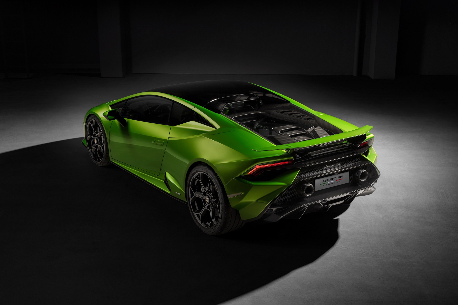 Lamborghini_Huracan_Tecnica-15