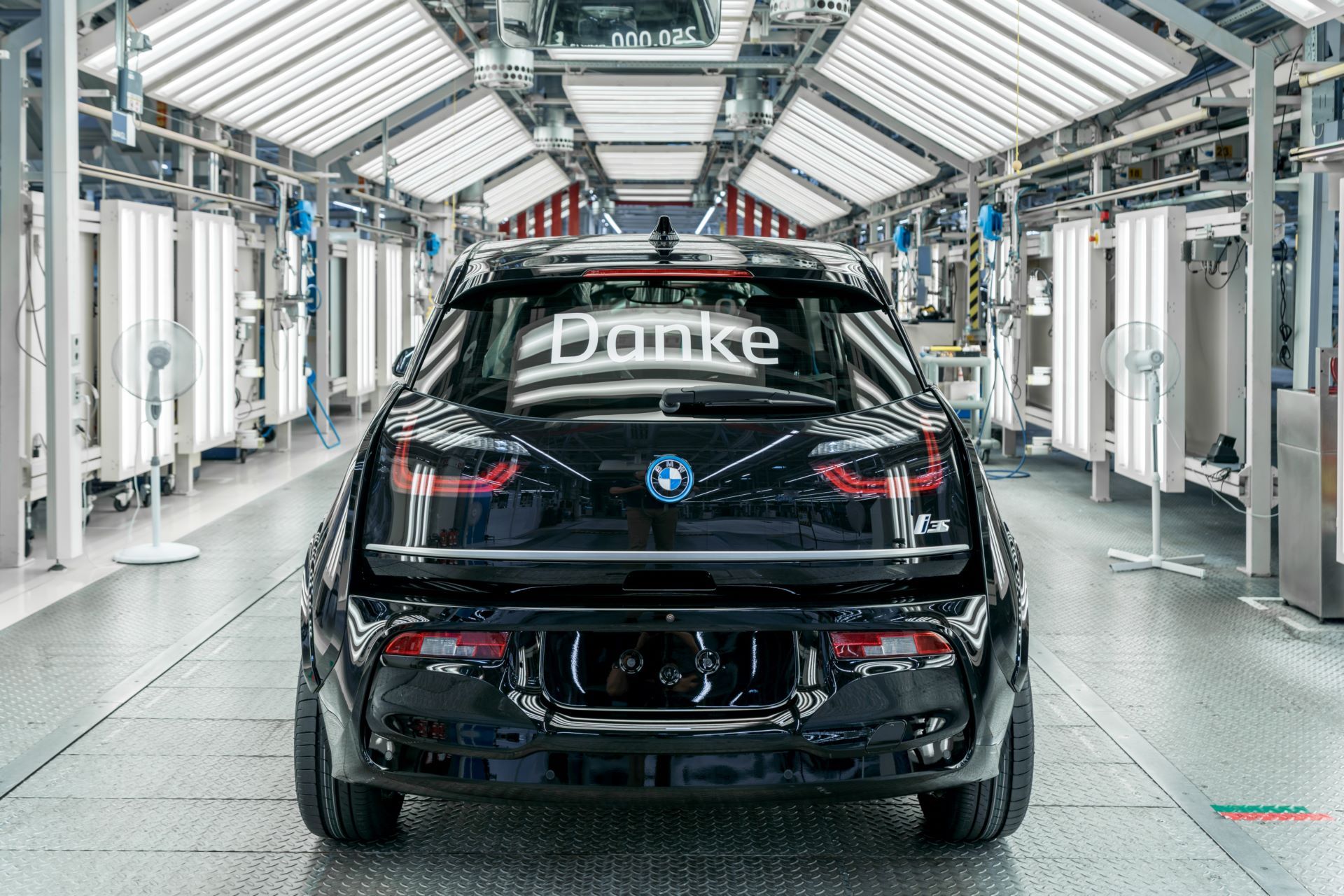 BMW-i3-production-plant-3