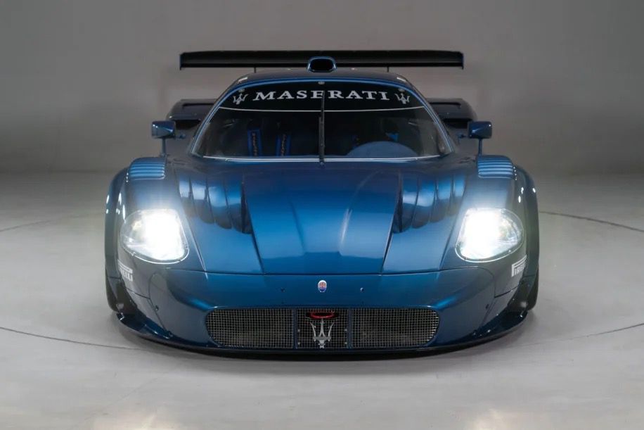 Maserati_MC12_Versione_Corse_sale-6