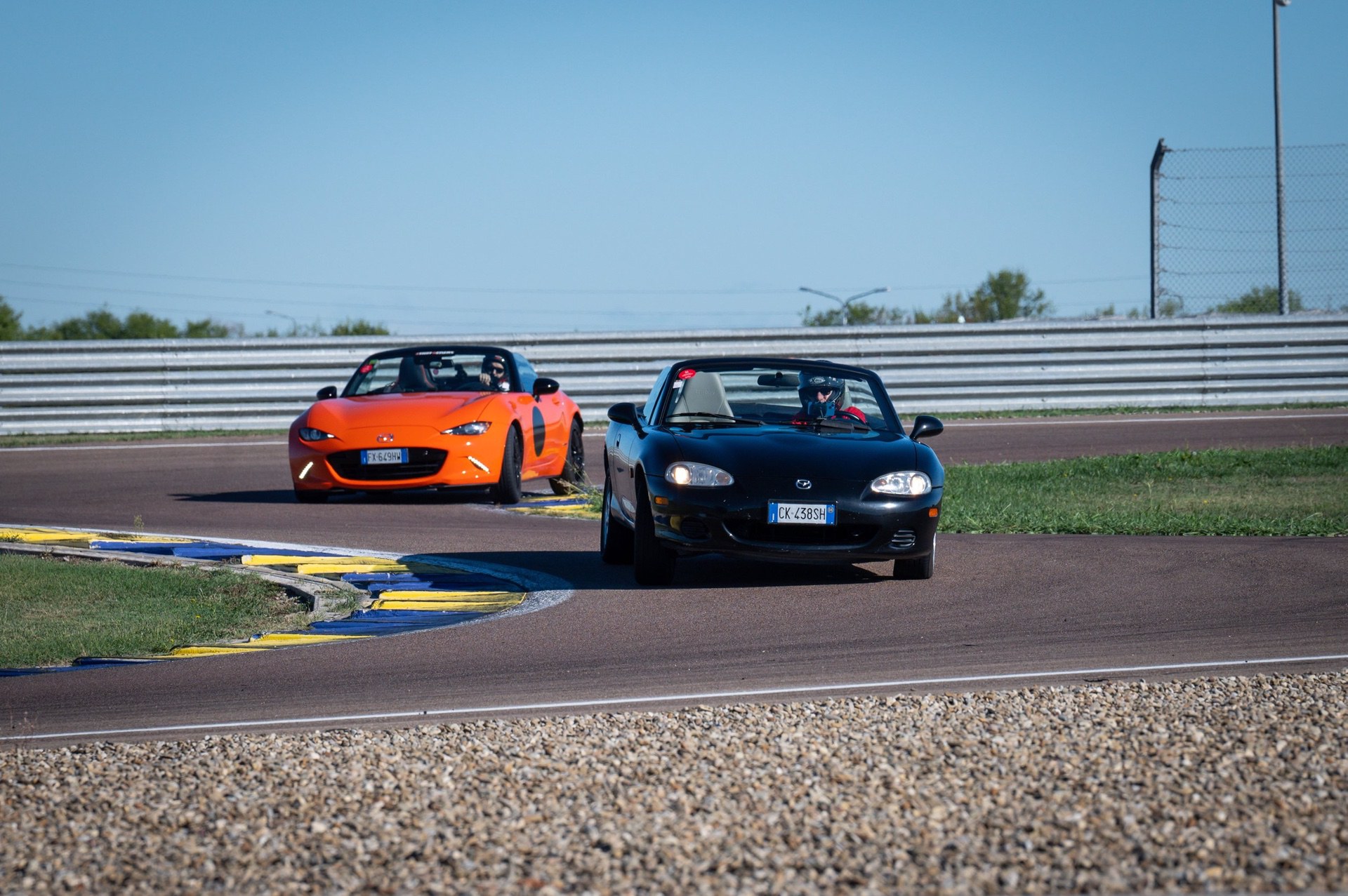 Mazda_MX-5_Guinness_World_Record_040