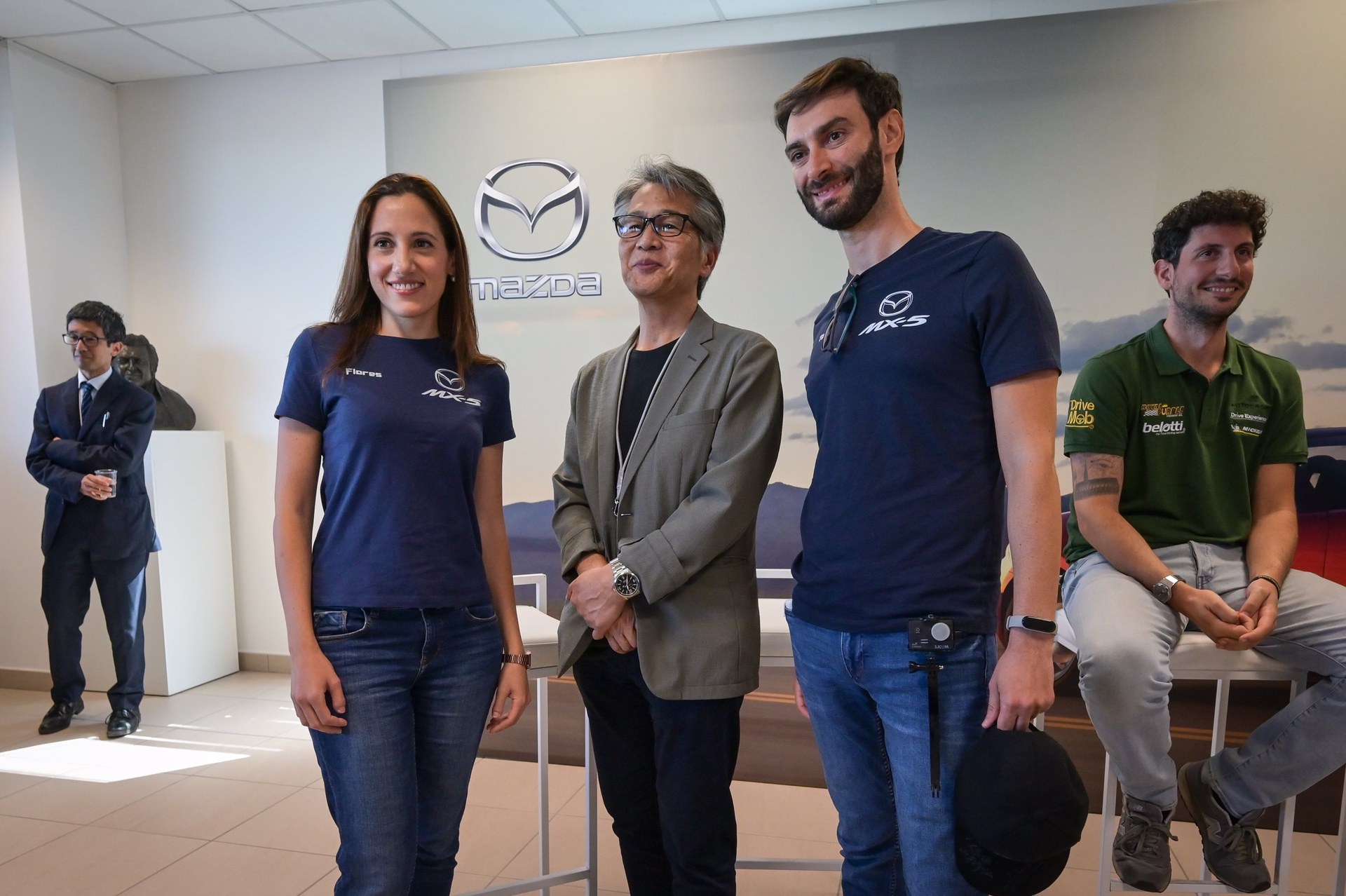 Mazda_MX-5_Guinness_World_Record_052