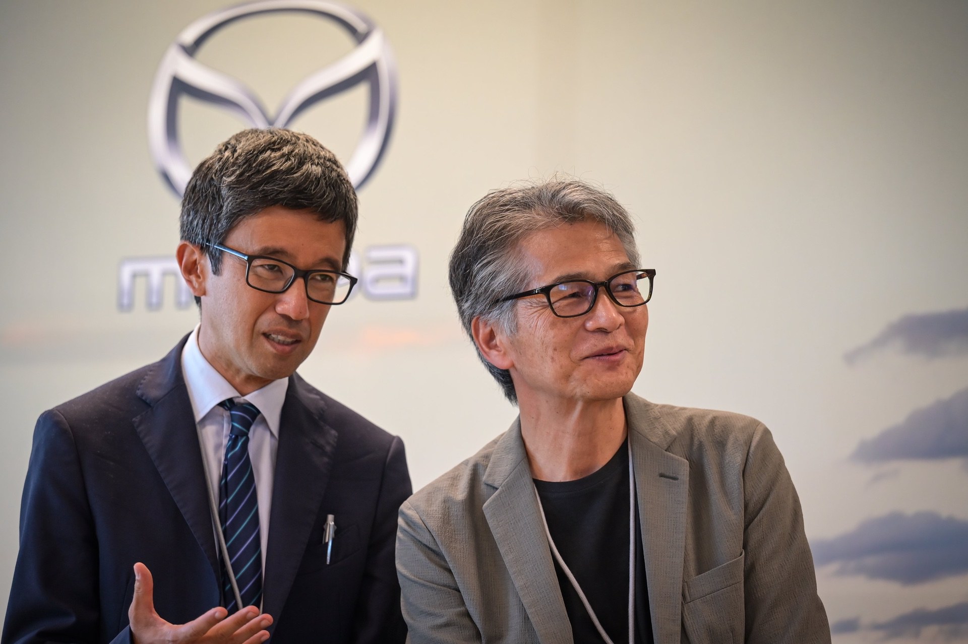 Mazda_MX-5_Guinness_World_Record_054