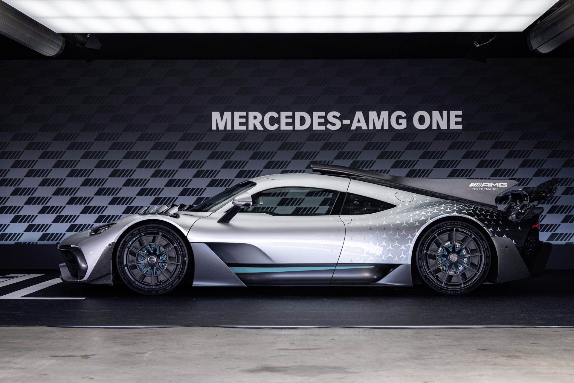 Mercedes-AMG-One-2023-24
