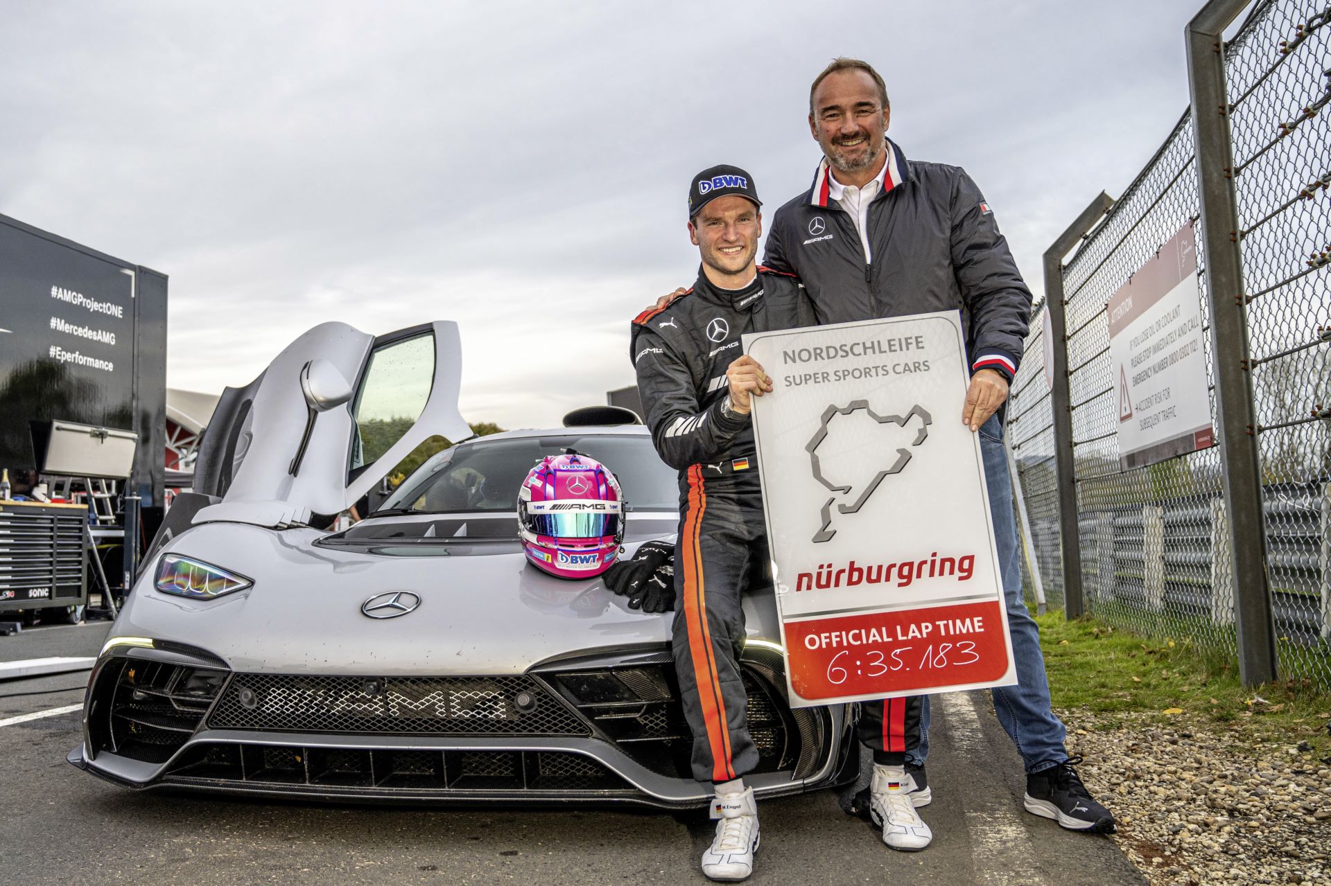 Mercedes-AMG-One-Nurburgring-Nordschleife-record-13