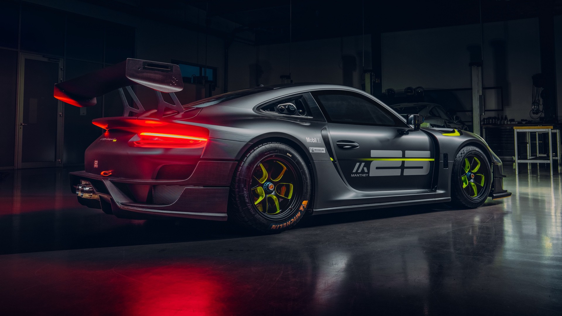 Porsche_911_GT2_RS_Clubsport_25-10