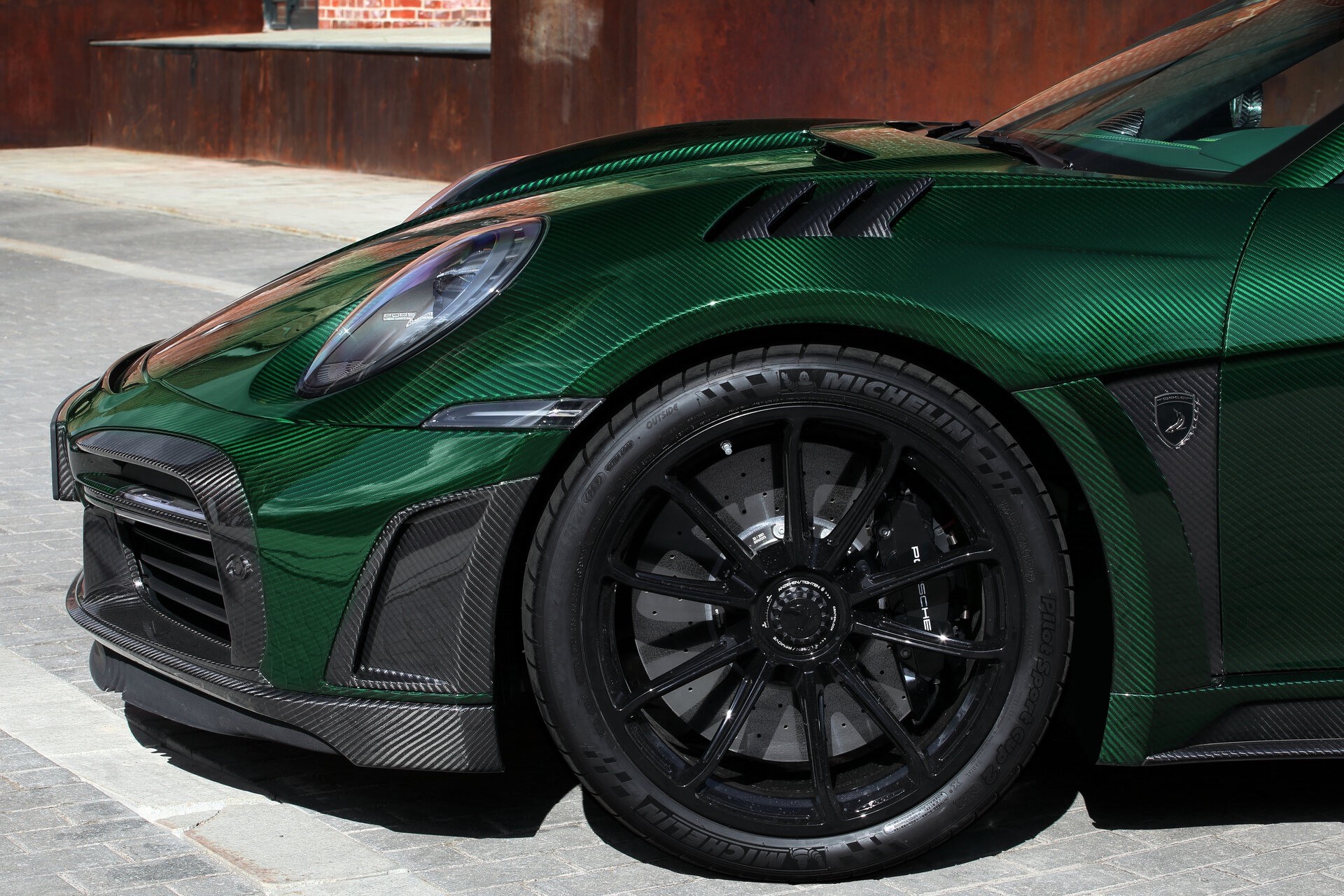 Porsche_911_Turbo_S_Stinger_GTR_Carbon_Edition_11