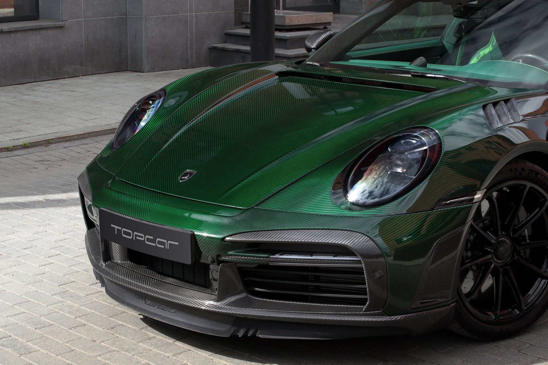Porsche_911_Turbo_S_Stinger_GTR_Carbon_Edition_5