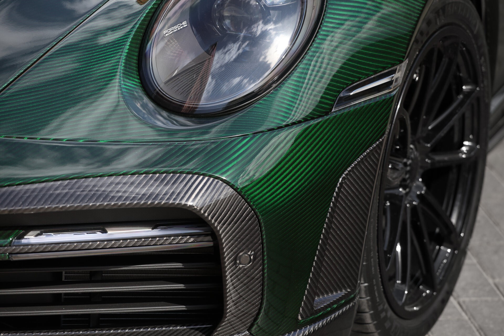 Porsche_911_Turbo_S_Stinger_GTR_Carbon_Edition_7