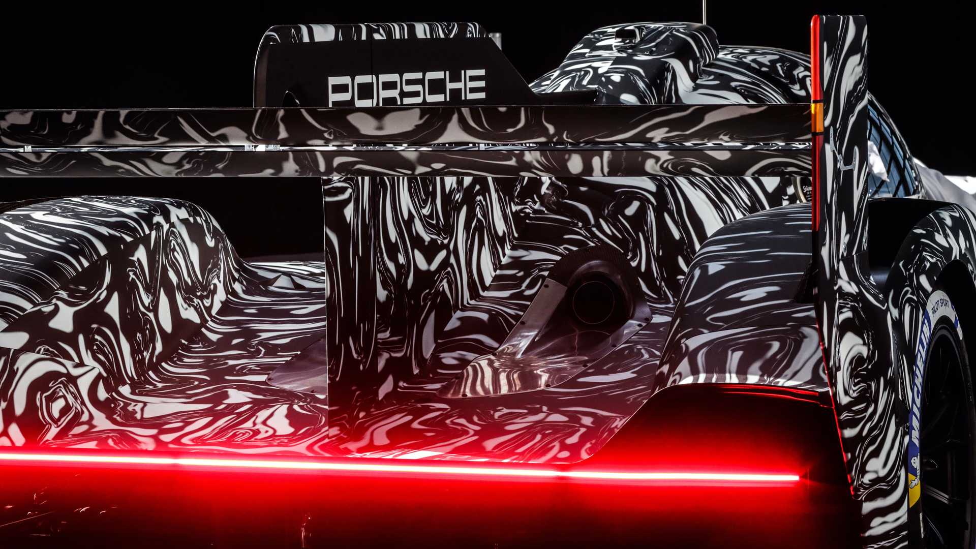 Porsche-Le-Mans-Hypercar-LMDH-Prototype-12
