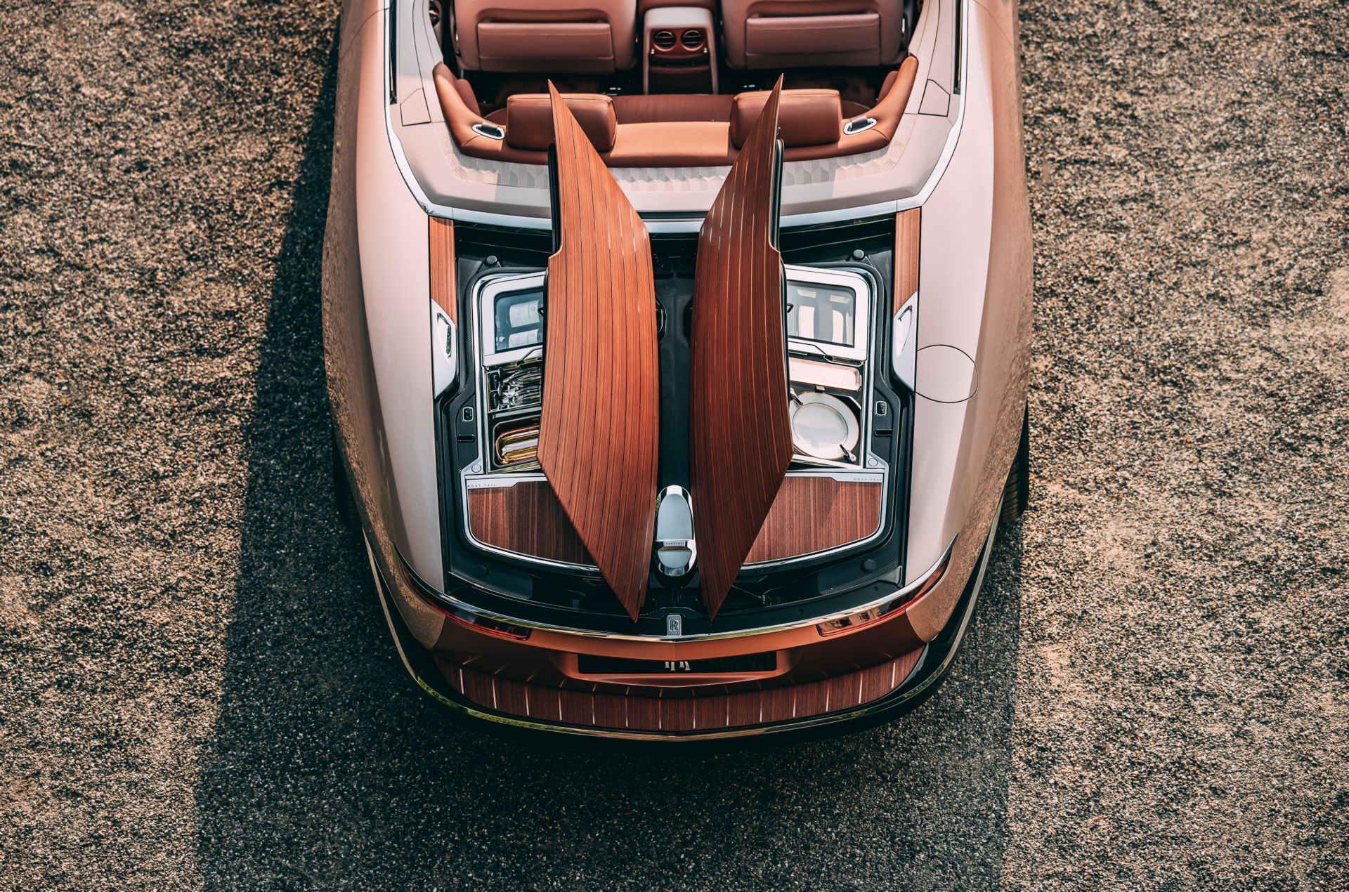 Rolls-Royce-Boat-Tail-2022-17