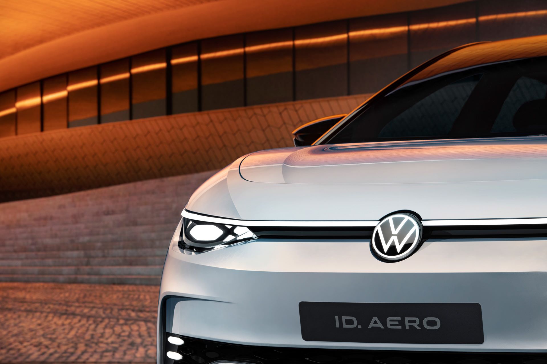 Volkswagen-ID.-Aero-Concept-4