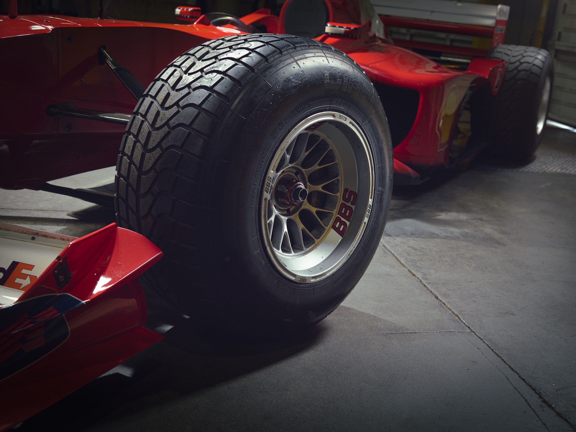 2000_Ferrari_F1-2000_17