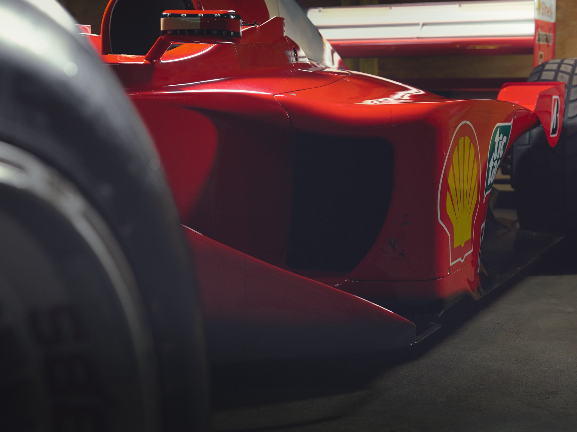 2000_Ferrari_F1-2000_23