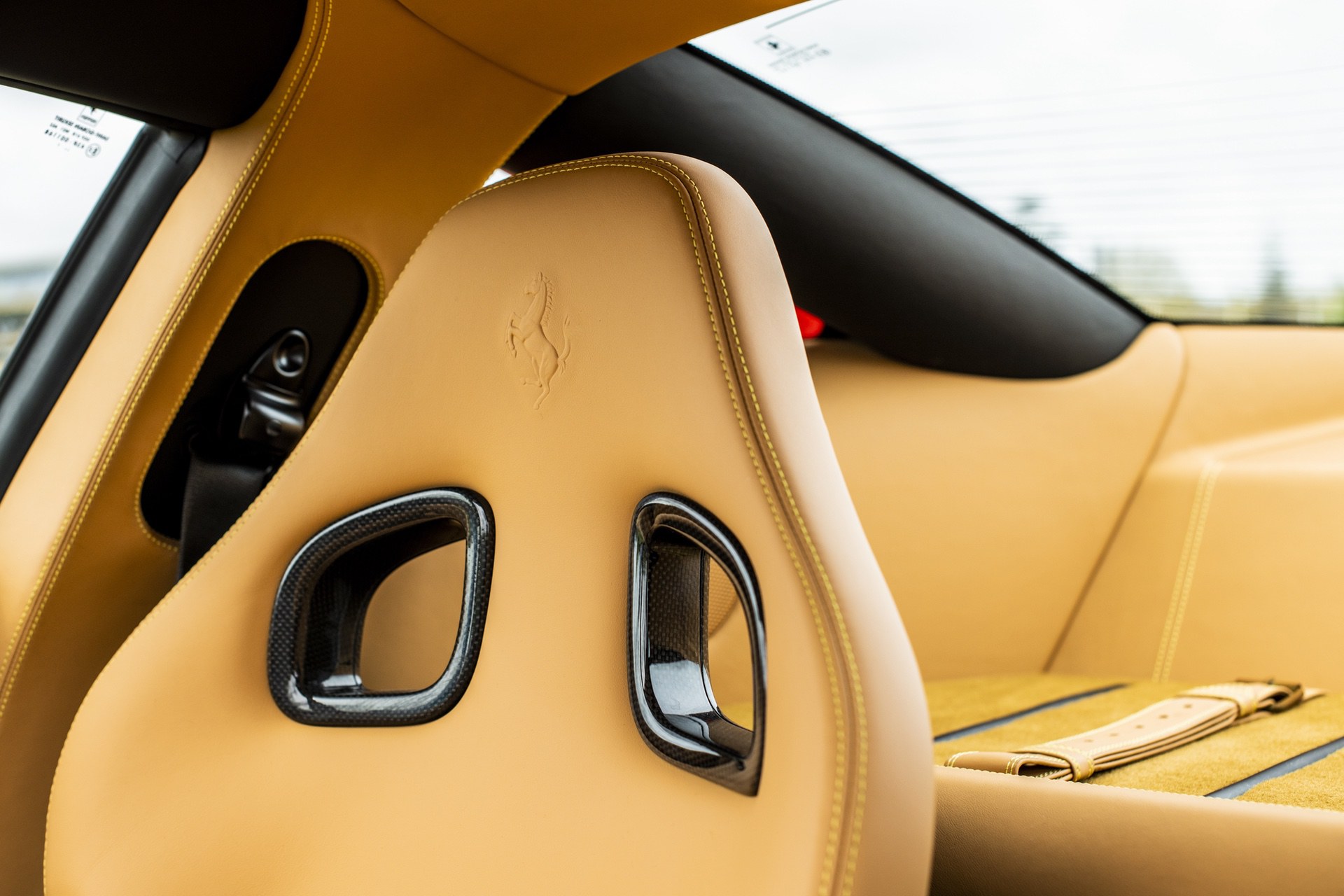 2009_Ferrari_599_GTB_Fiorano_manual_sale-24
