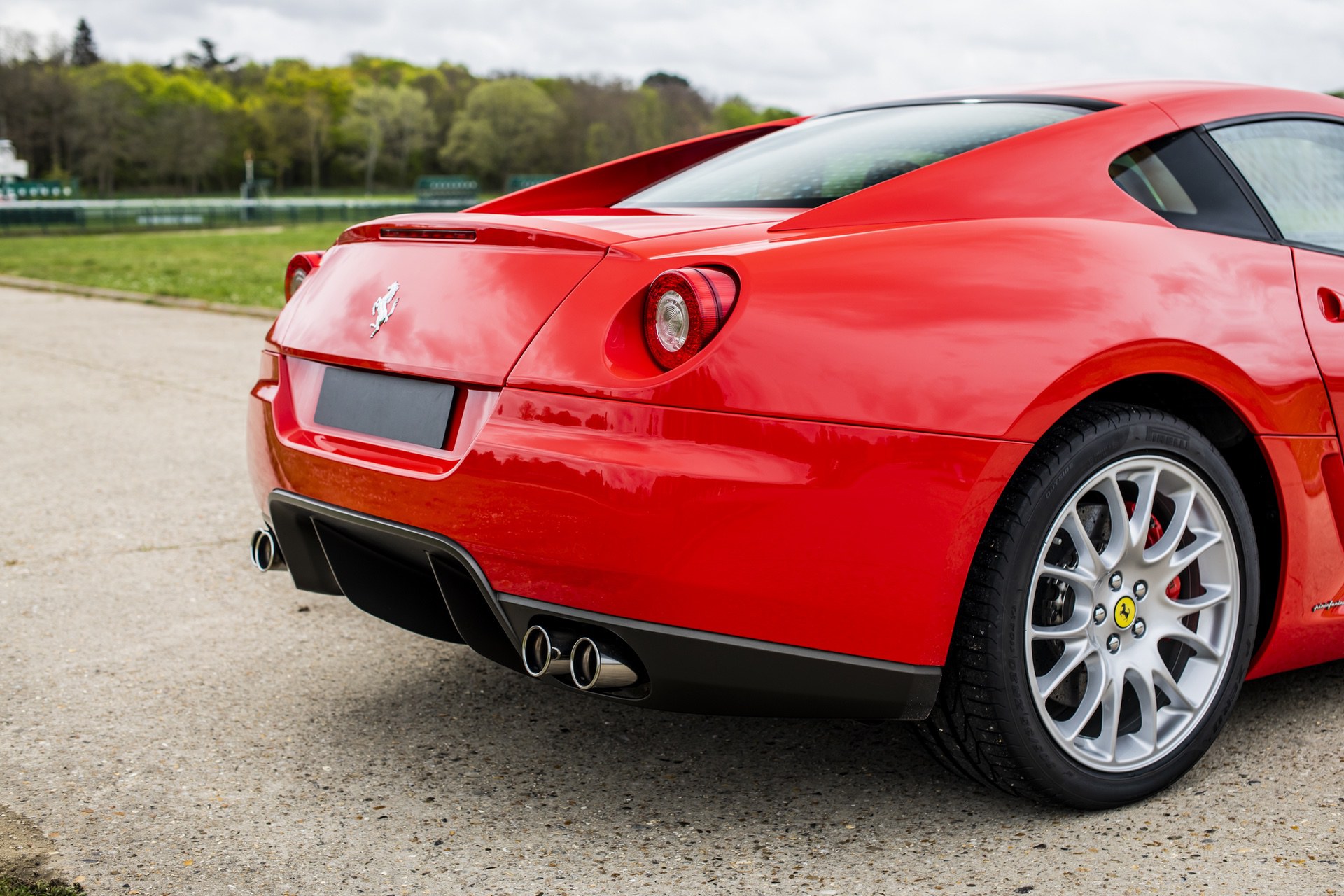 2009_Ferrari_599_GTB_Fiorano_manual_sale-41