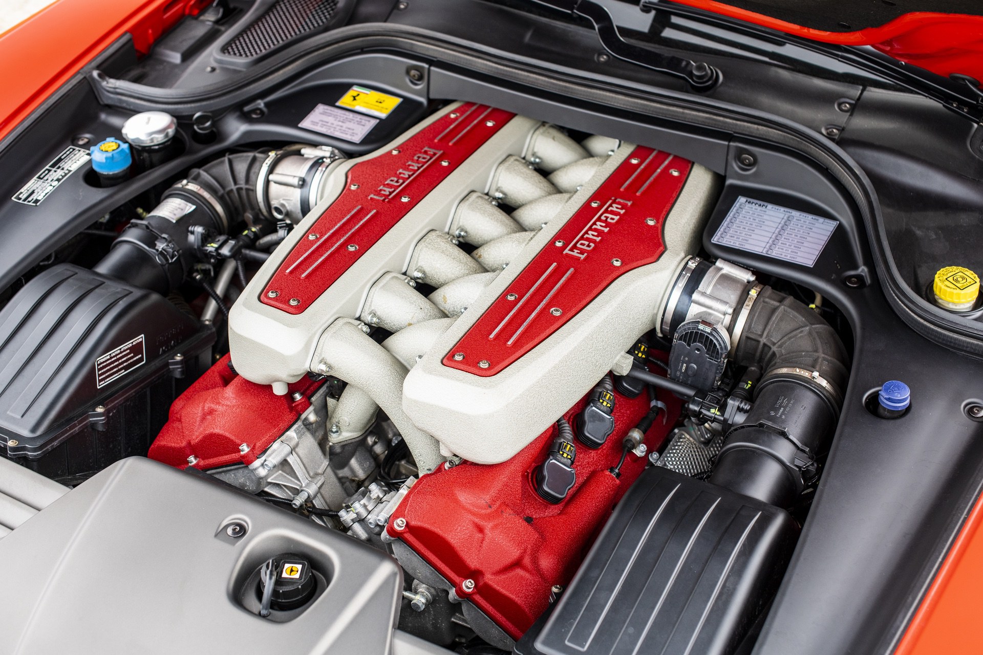 2009_Ferrari_599_GTB_Fiorano_manual_sale-43