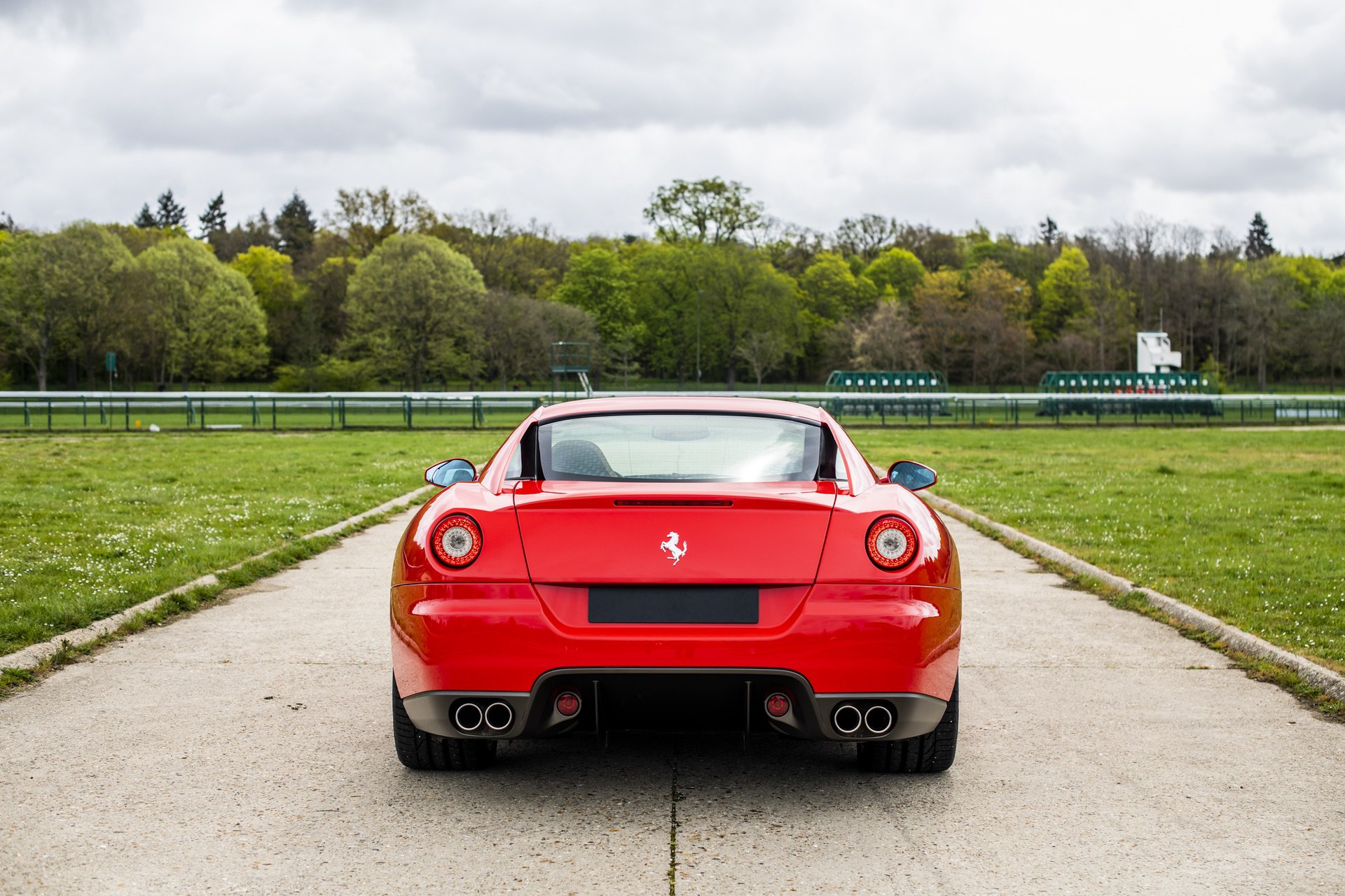 2009_Ferrari_599_GTB_Fiorano_manual_sale-7