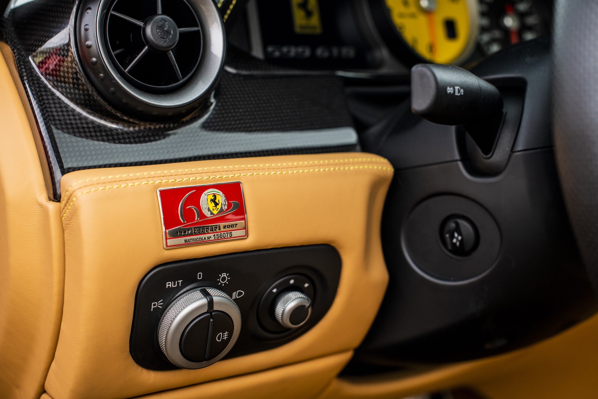 2009_Ferrari_599_GTB_Fiorano_manual_sale-9