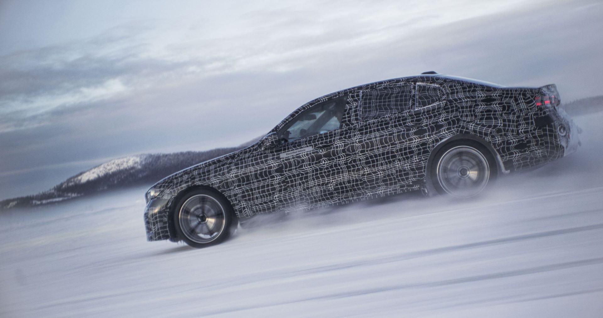 BMW-i5-winter-tests-53