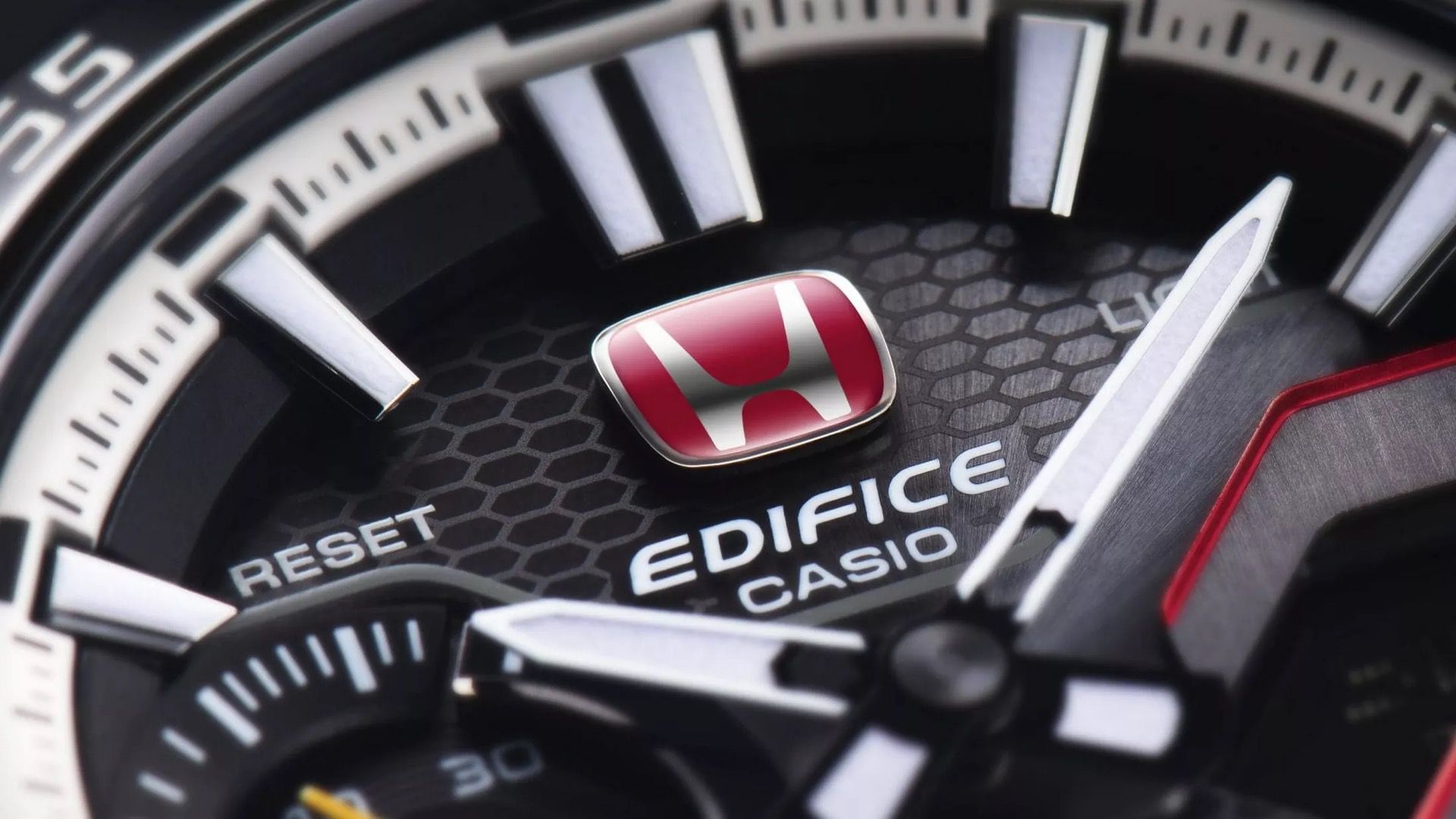 Casio_Edifice_Honda_Type_R_Edition-3
