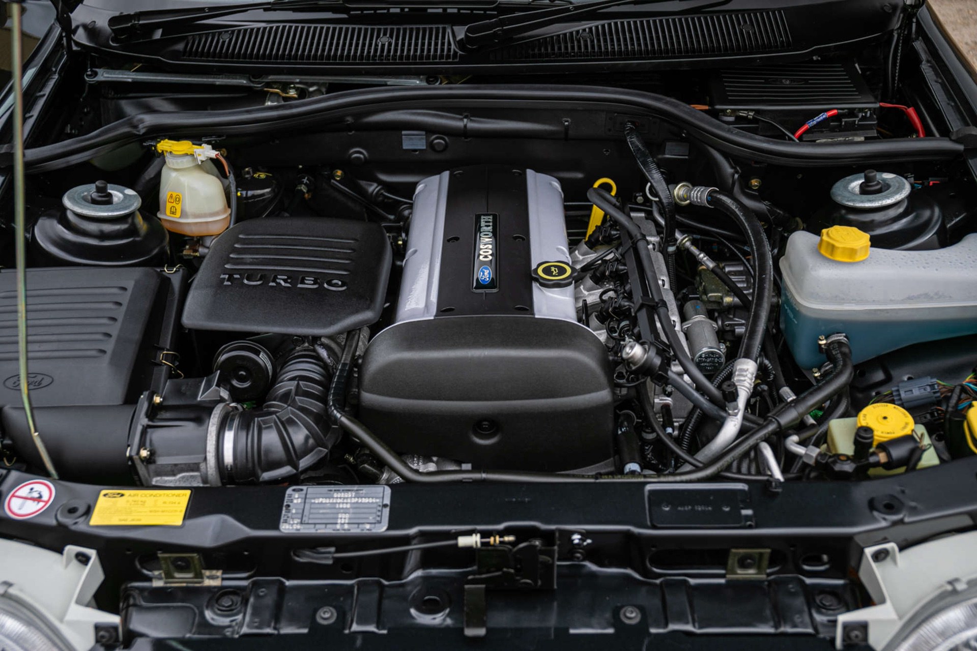 1996_Ford_Escort_RS_Cosworth_blacj_auction-24