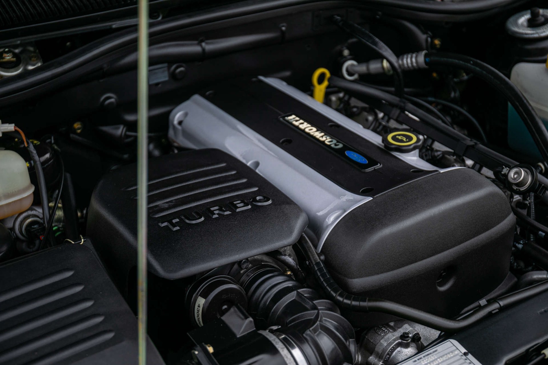 1996_Ford_Escort_RS_Cosworth_blacj_auction-25