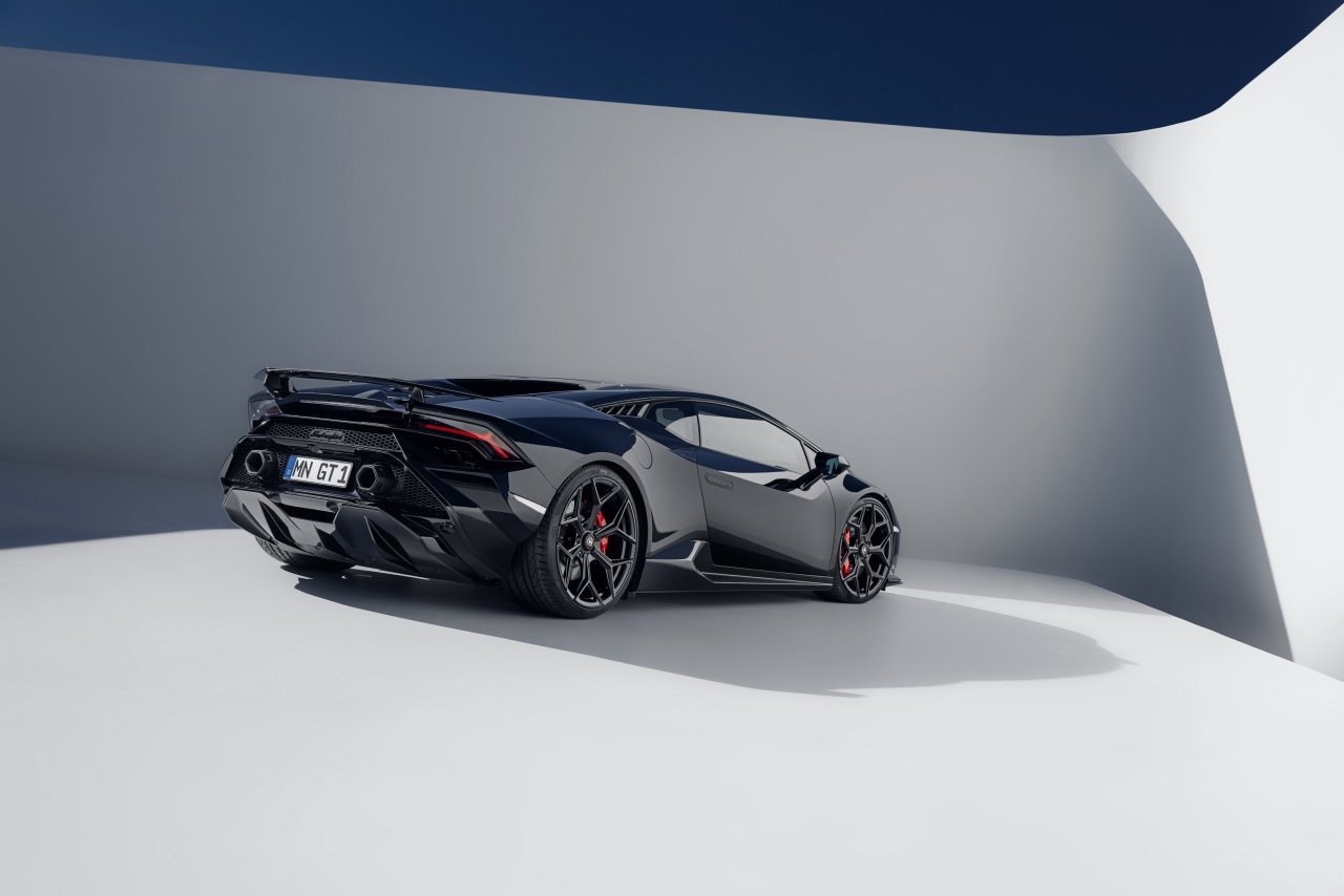 Lamborghini_Huracan_Tecnica_by_Novitec-1