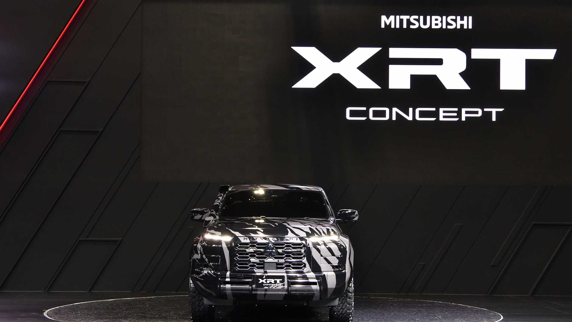 Mitsubishi-XRT-Concept-5