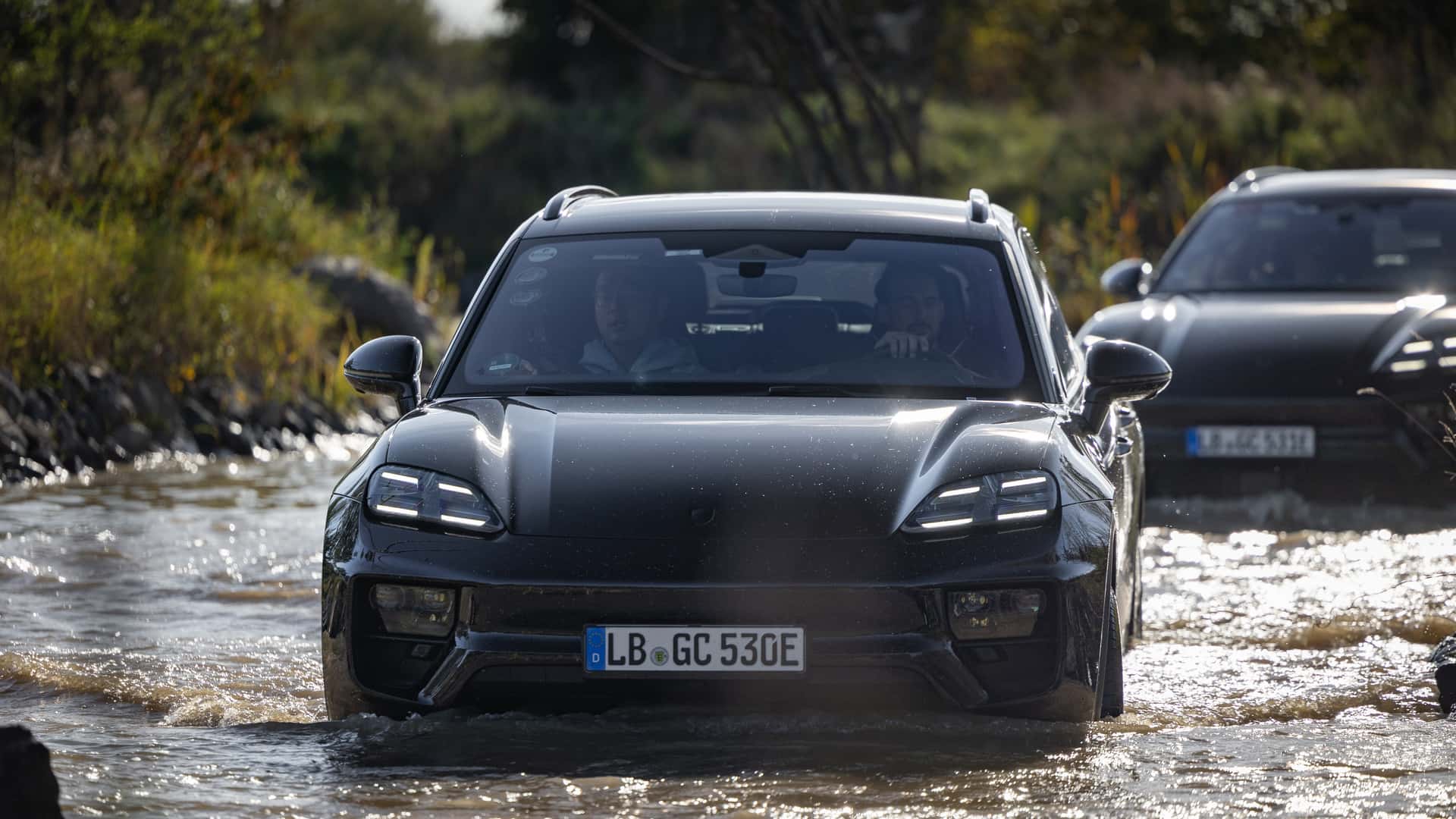 Porsche-Macan-EV-prototype-tests-10