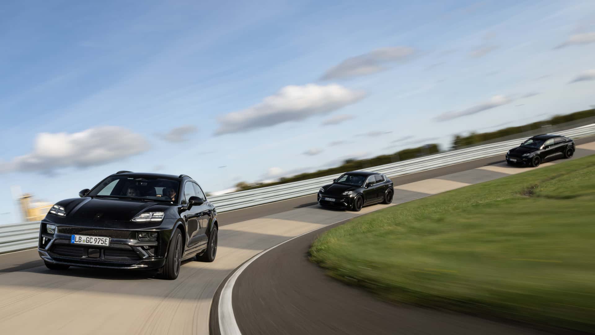 Porsche-Macan-EV-prototype-tests-4