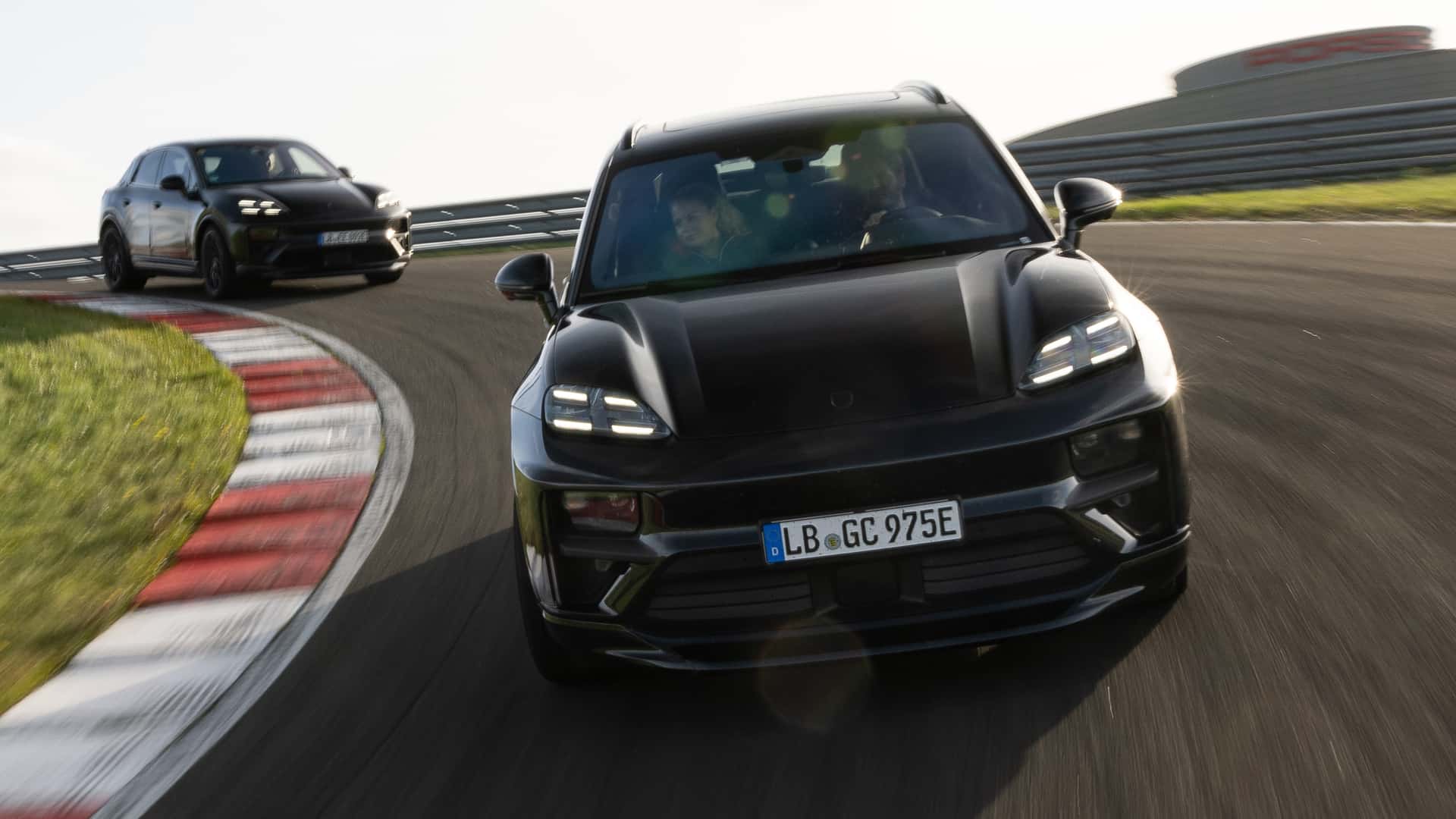 Porsche-Macan-EV-prototype-tests-5