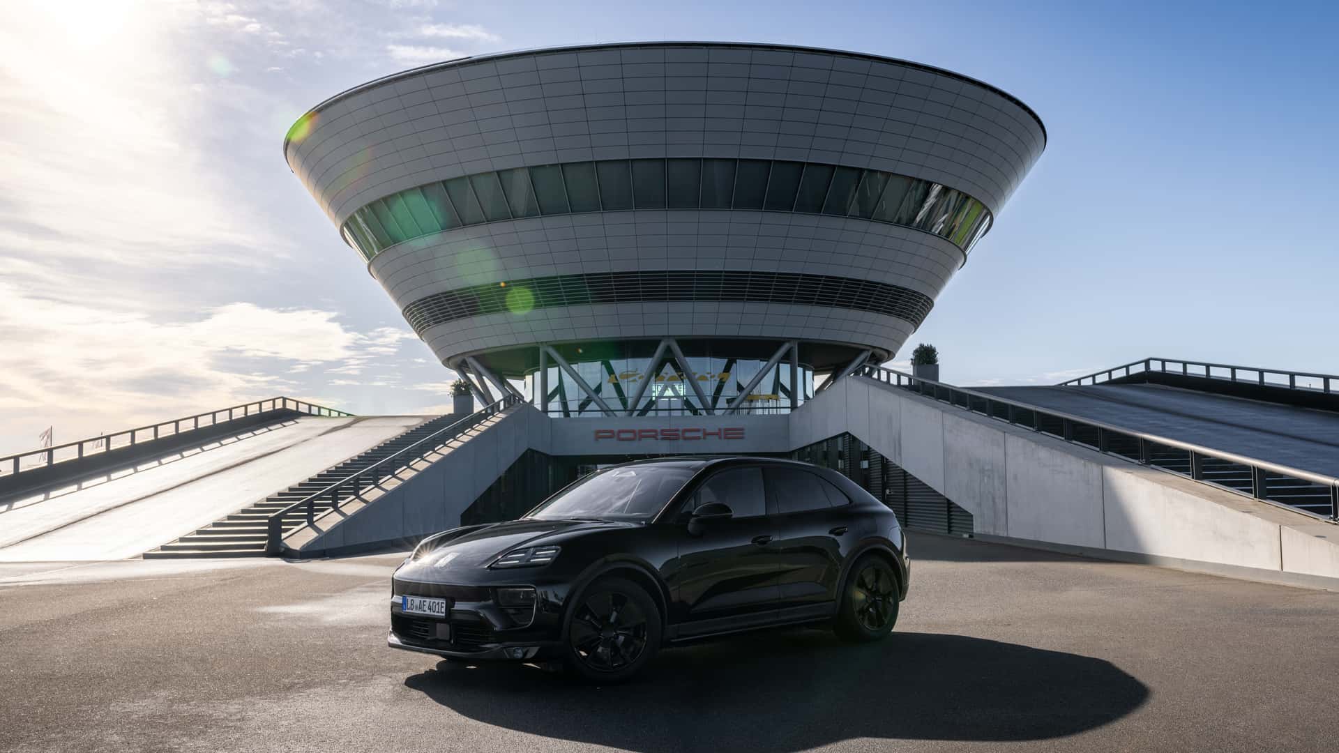 Porsche-Macan-EV-prototype-tests-7